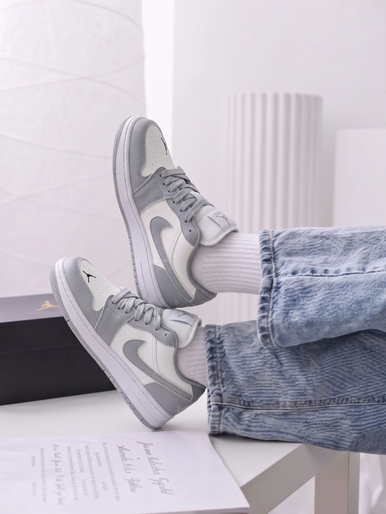 Nike, Jordan ayollar krossovkalari, ayollar krossovkalari, ayollar 36-41 o‘lchamlarda