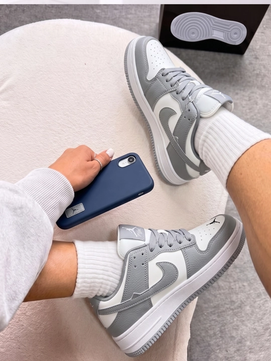 Nike, Jordan ayollar krossovkalari, ayollar krossovkalari, ayollar 36-41 o‘lchamlarda