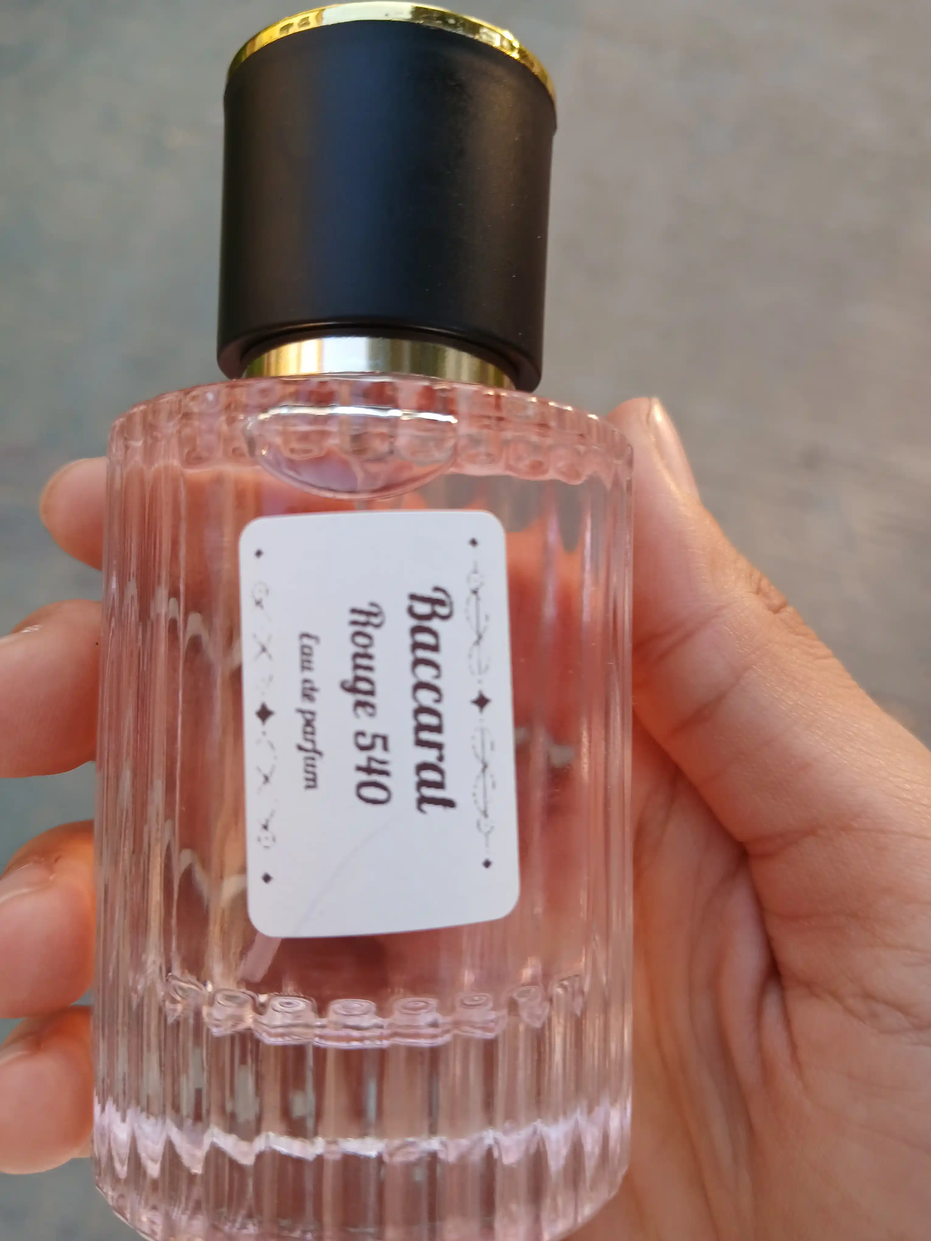Baccarat Rouge 540 — Hashamat va Jozibaning Unutilmas Aromati