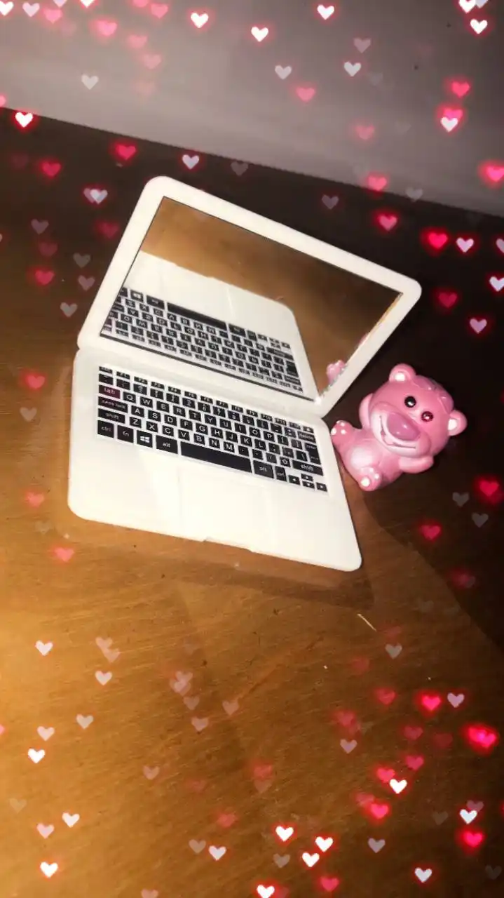 Зеркало компьютер MacBook, компактное карманное зеркальце для макияжа в ноутбуке