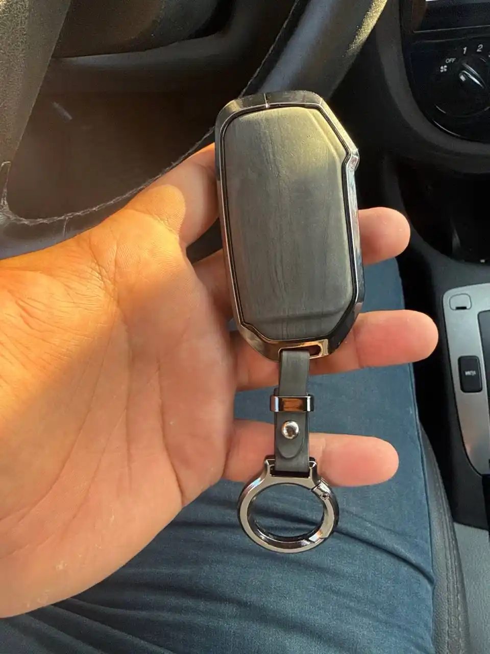 KIA avtomobillari peyjeri uchun metal silikon