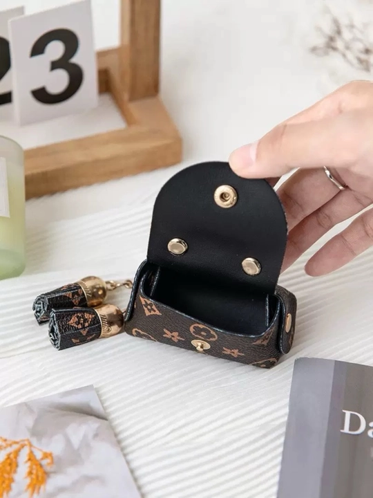 Чехол-сумочка для AirPods, стильный дизайн,  фурнитура и цепочка