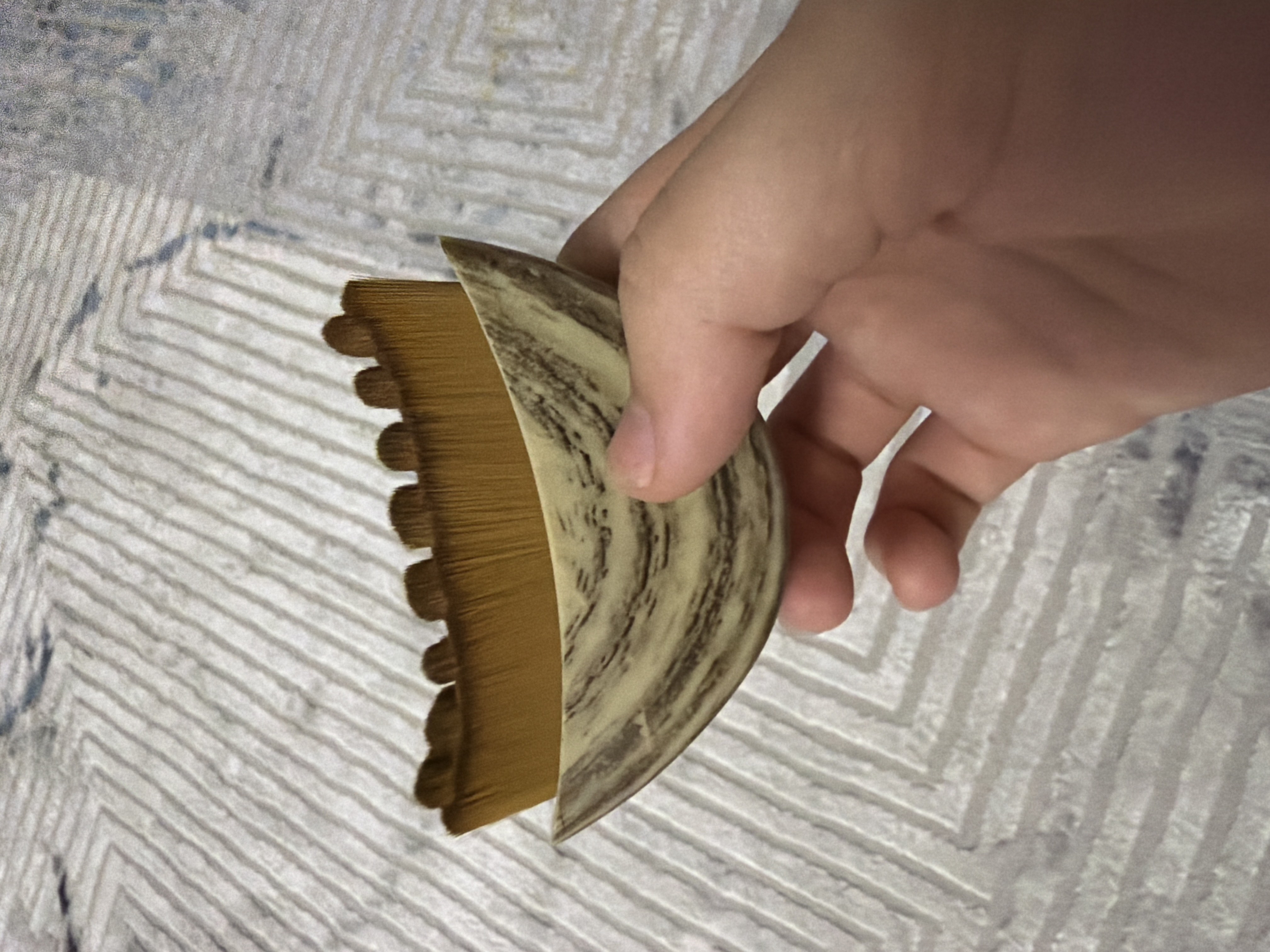 Massaj cho'tkasi, yuz massajeri – lifting, gua sha va limfa drenaj effekti