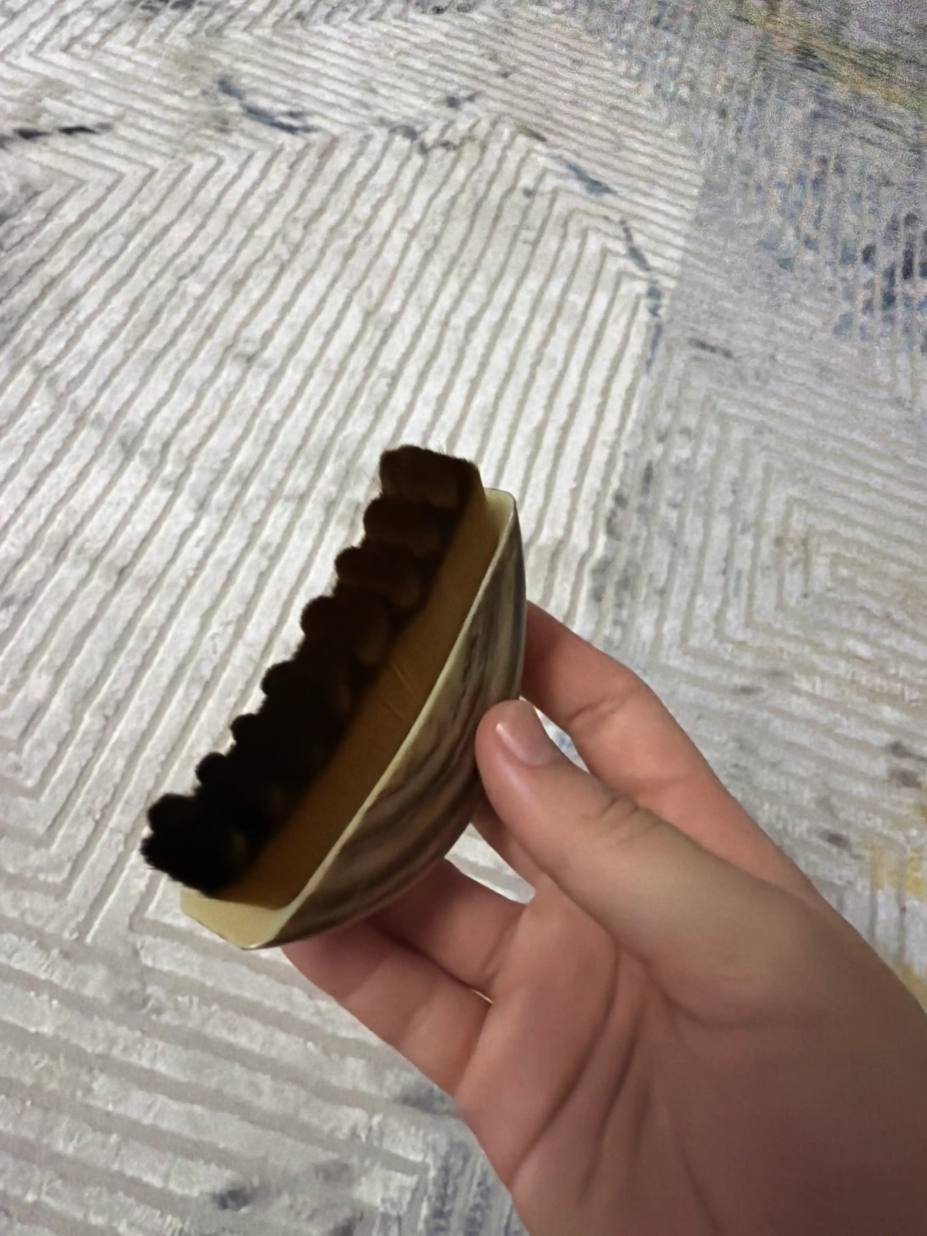 Massaj cho'tkasi, yuz massajeri – lifting, gua sha va limfa drenaj effekti