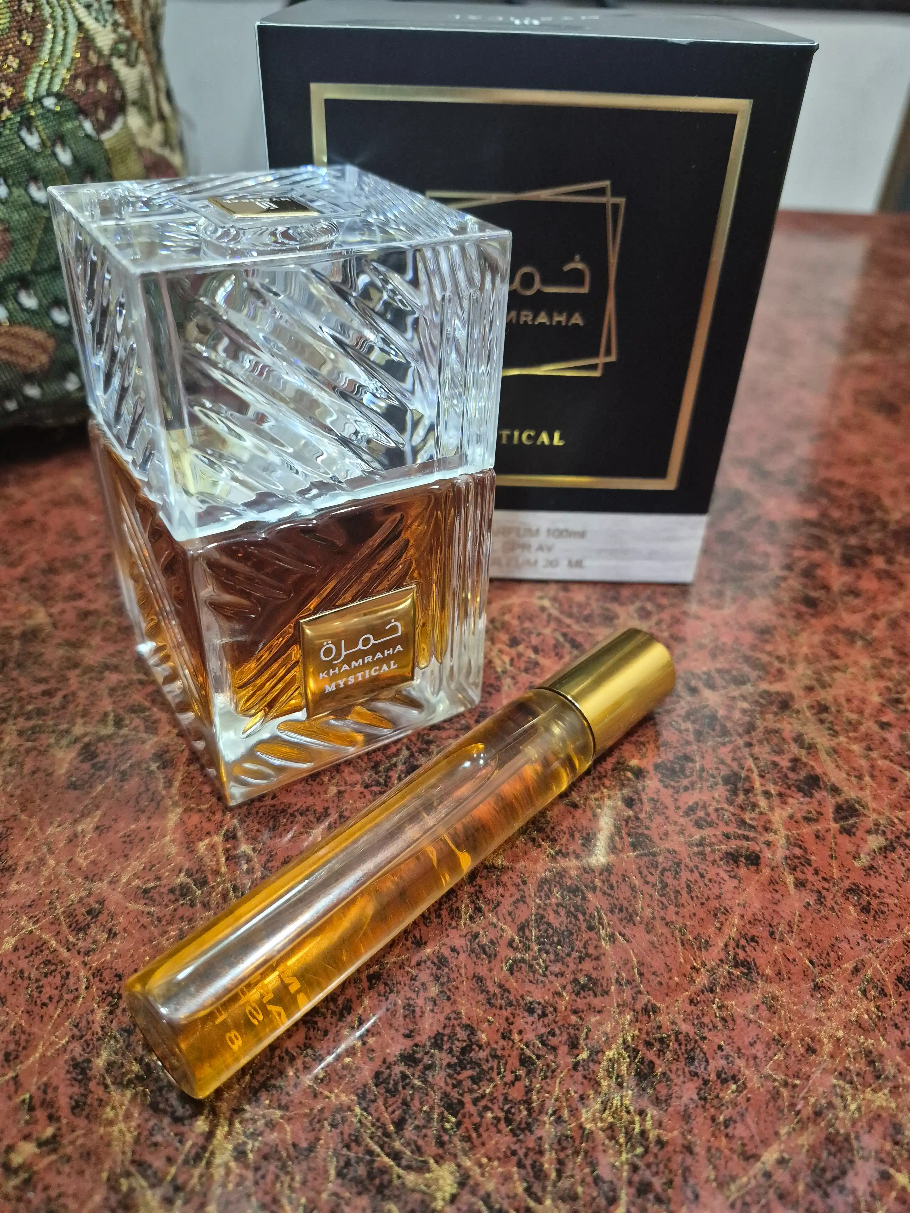 Lattafa Khamrah Parfyumlangan suv, 100 ml, Sharqona shirinlik