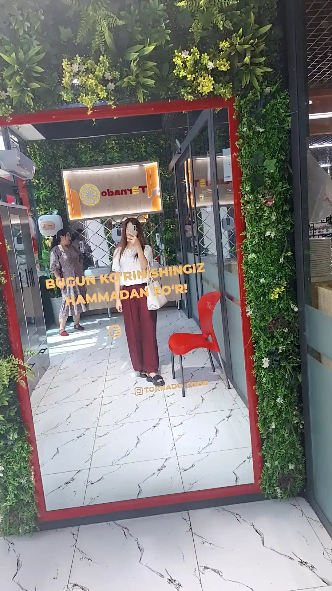 Kupra matosi, ayollar shimlari, paxtadan tikilgan kyulotlar, palatsso, lyon