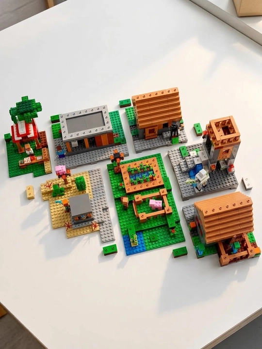 Наборы больших конструкторов My World, по тематике Minecraft, с фигурками героев