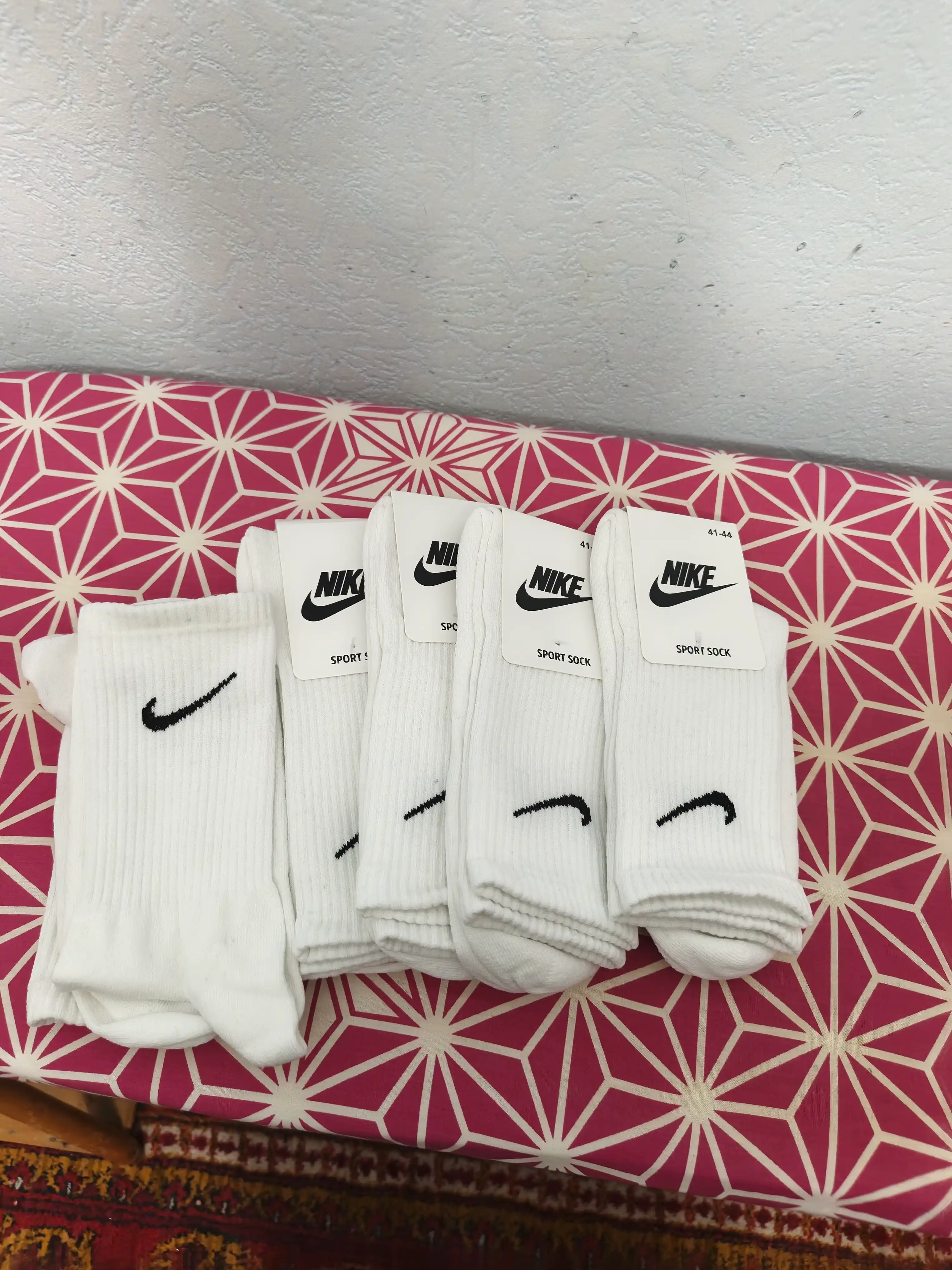 Erkaklar va ayollar sport paypog‘i, uzun paypoq paxtali, Nike paypoq, oq va qora paypoq