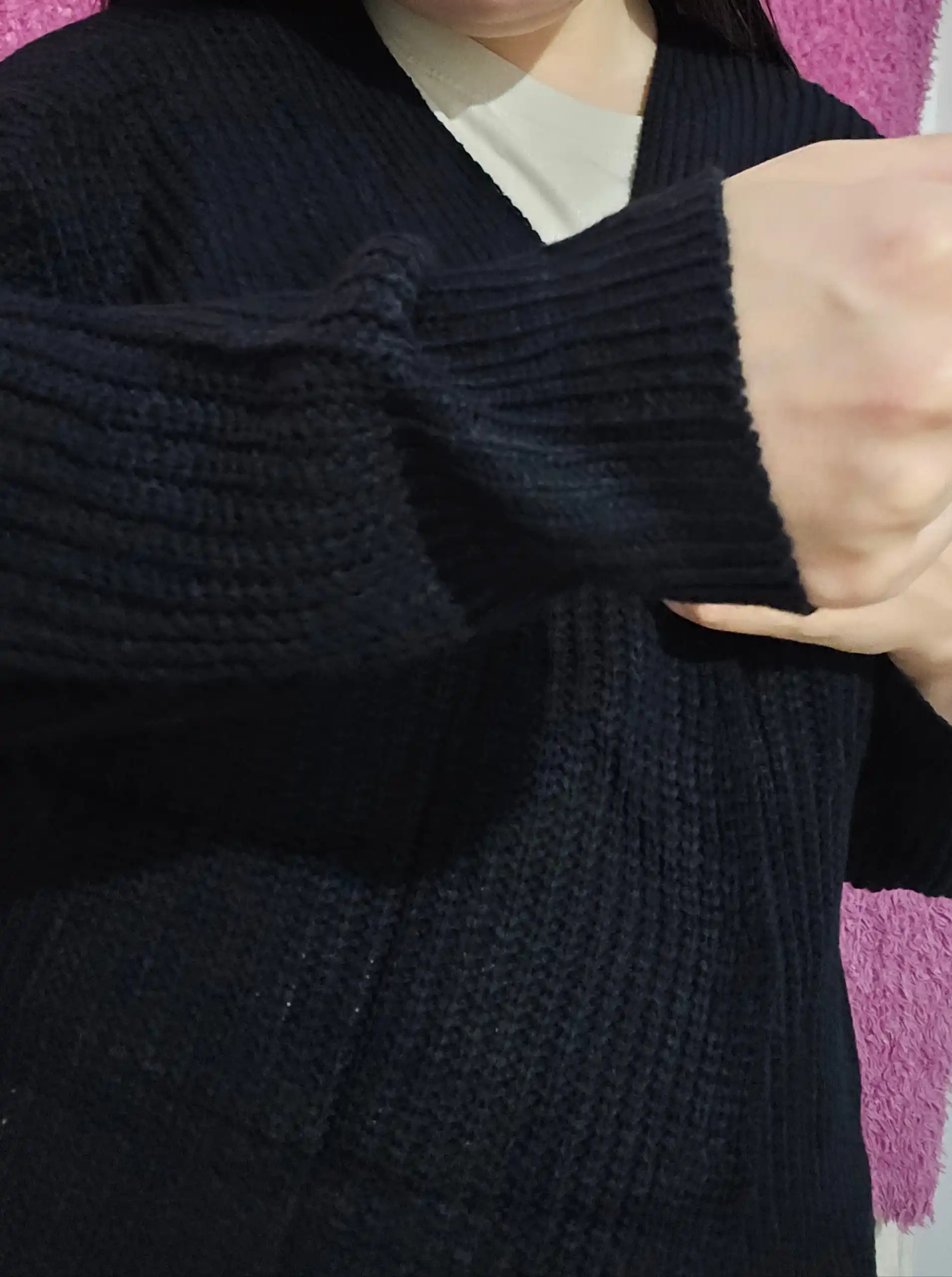 Ayollar uchun uzun to‘qima kardigan, oldi ochiq, tugmasiz — ELLY FASHION