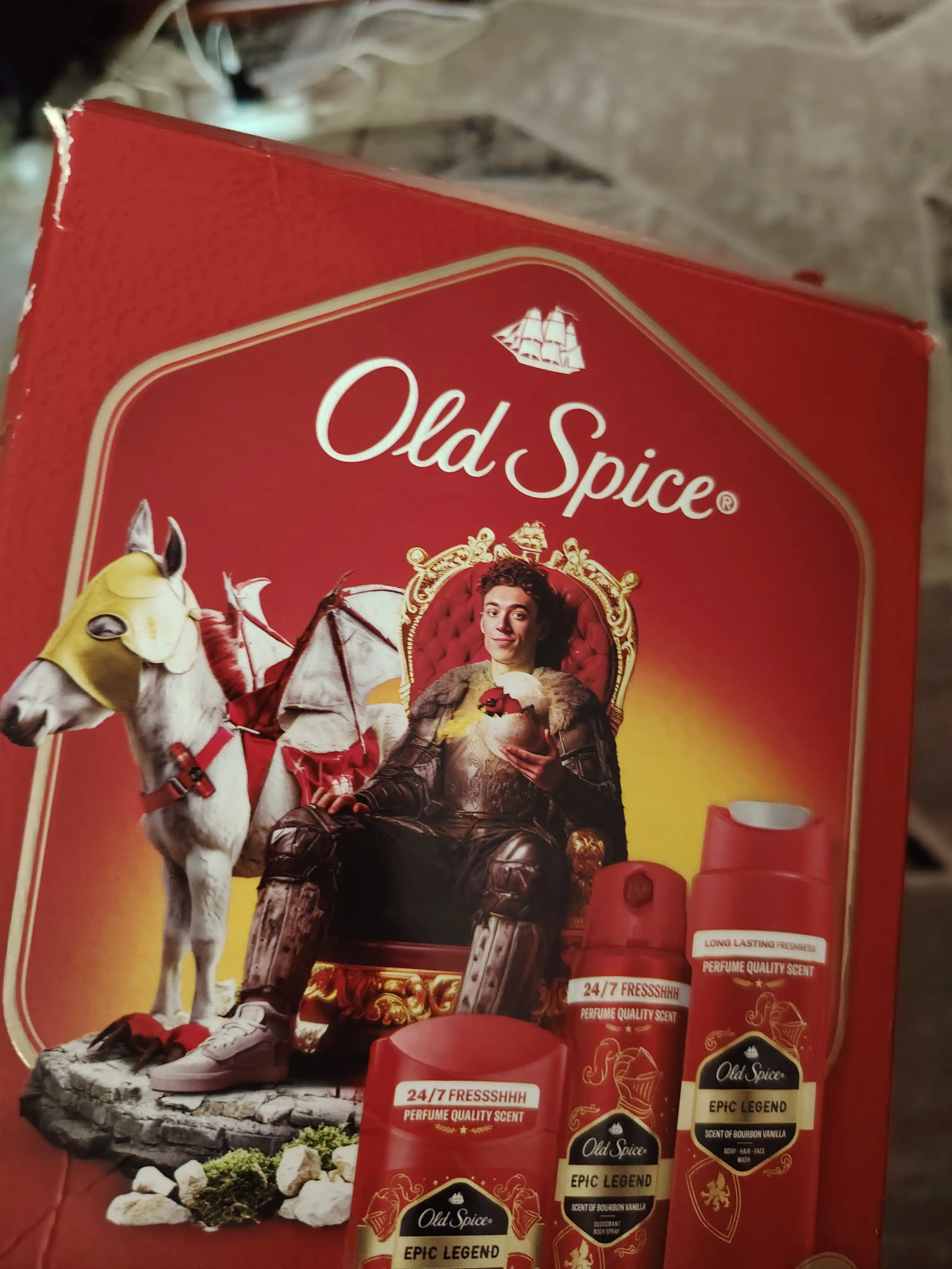 Подарочный набор Old Spice Epic Legend дезодорант стик 50мл + спрей 150мл + гель для души 250мл