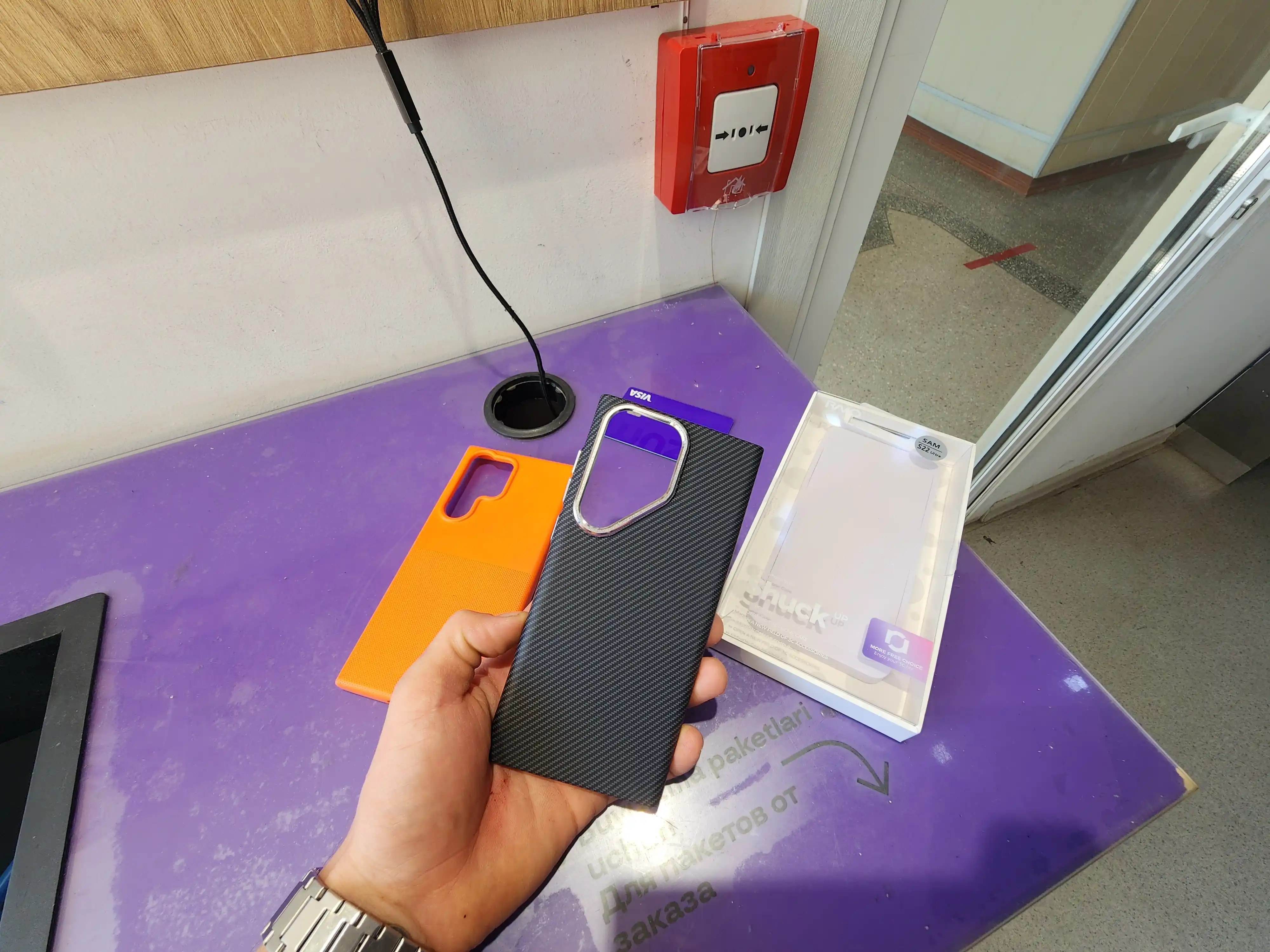 Карбоновый чехол для Samsung S22,S23,S24,S25,S26 FE,PLUS, ULTRA Magsafe, жесткий