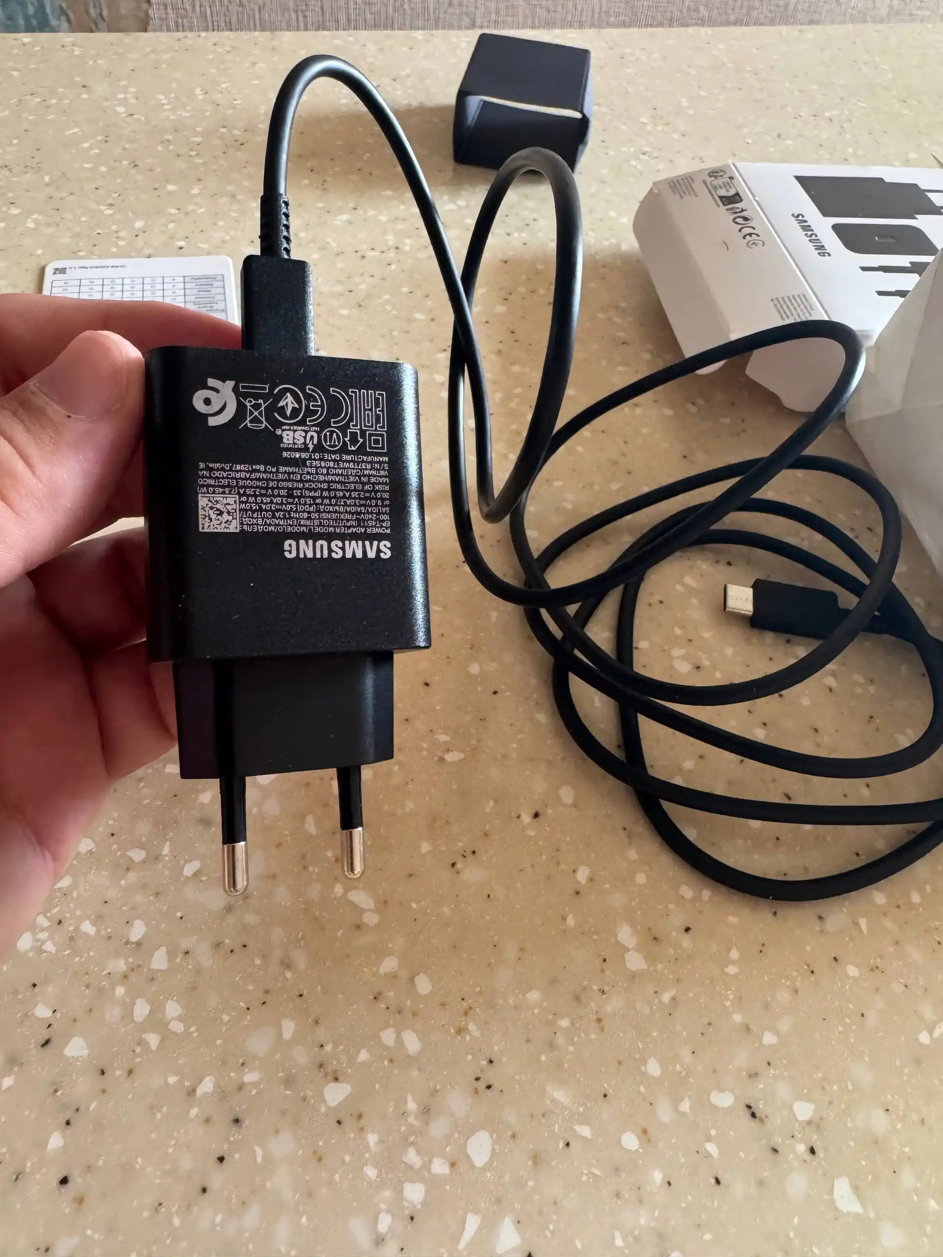 Samsung 45W (EP-T4511) USB-C zaryadlovchi adapteri, 1.8 m Type-C kabel (5A)