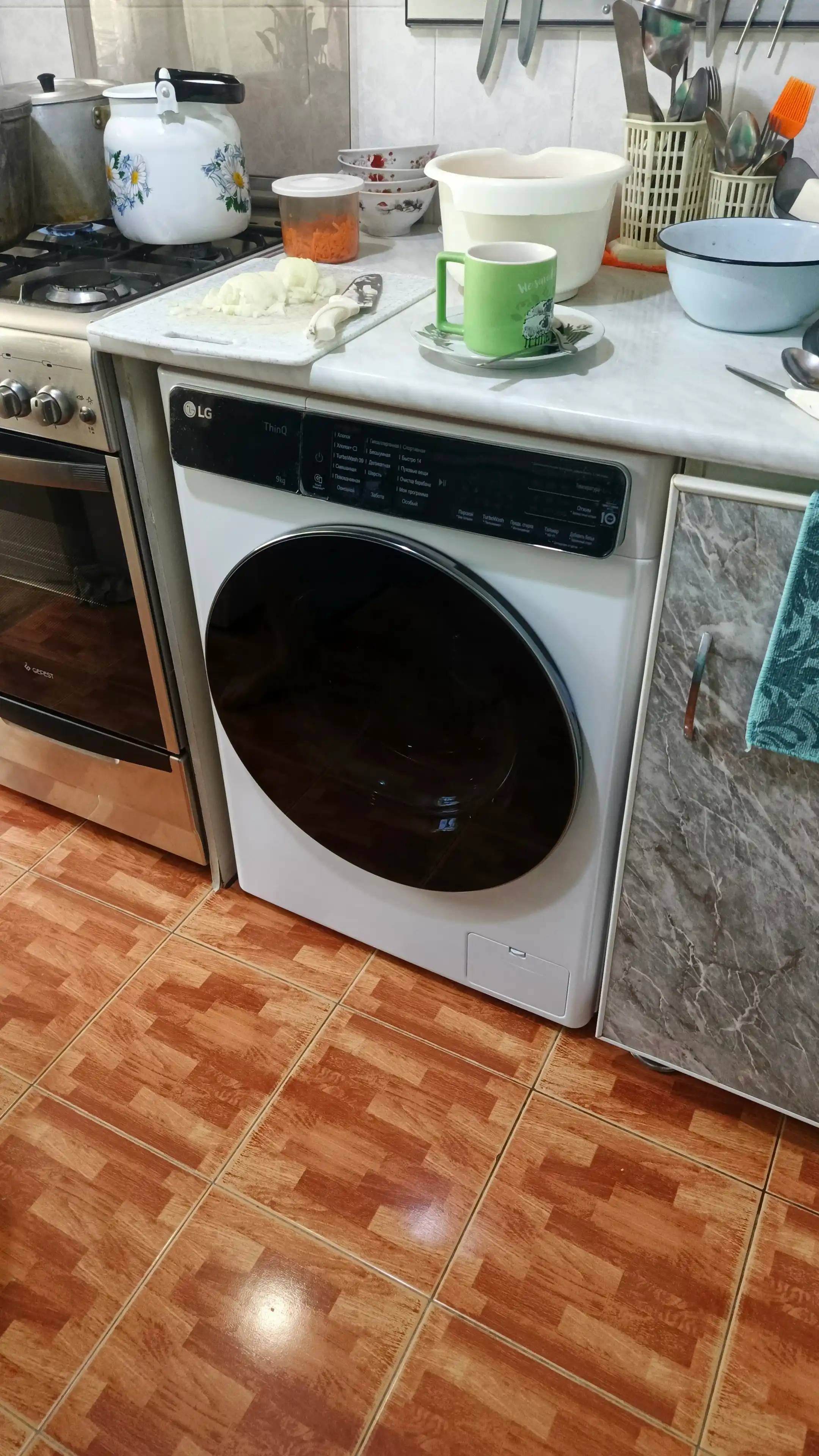 Стиральная машина LG F2T9FW9W, 9кг
