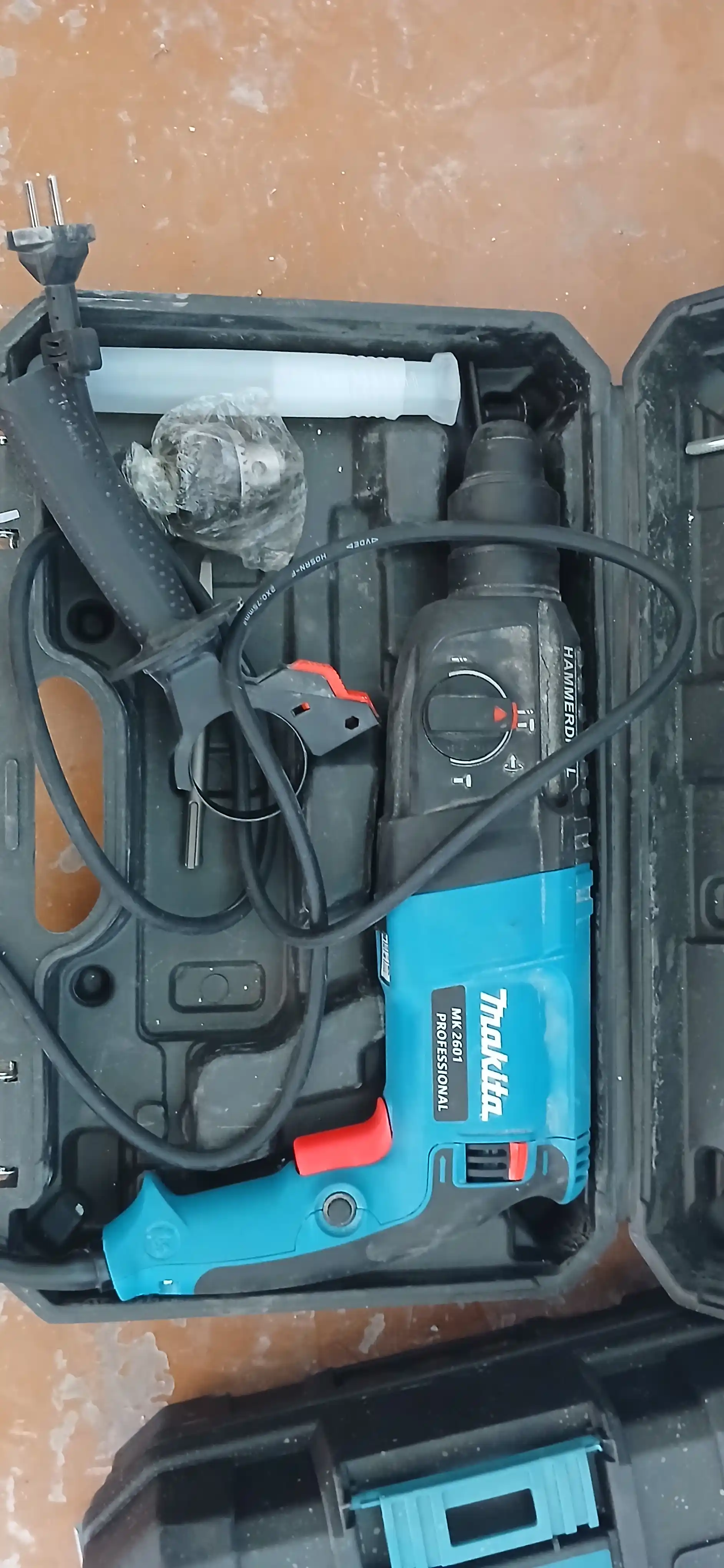 Перфоратор MK 02-26 SDS PLUS, 26 мм, 800 Вт, 900 об/мин, 5 буров в комплекте