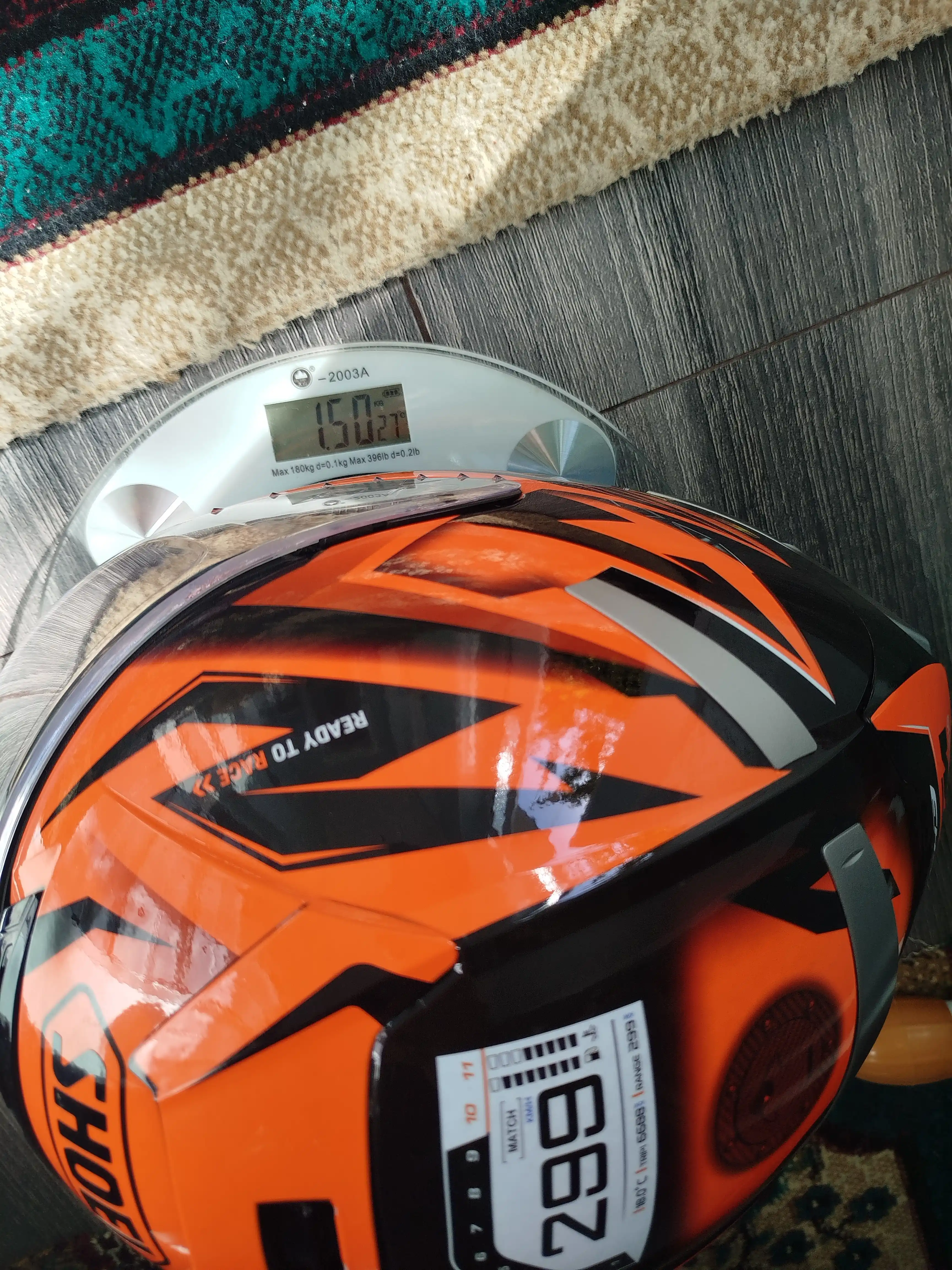 Sport moto shlemi, SHOEI X-14 uslubida