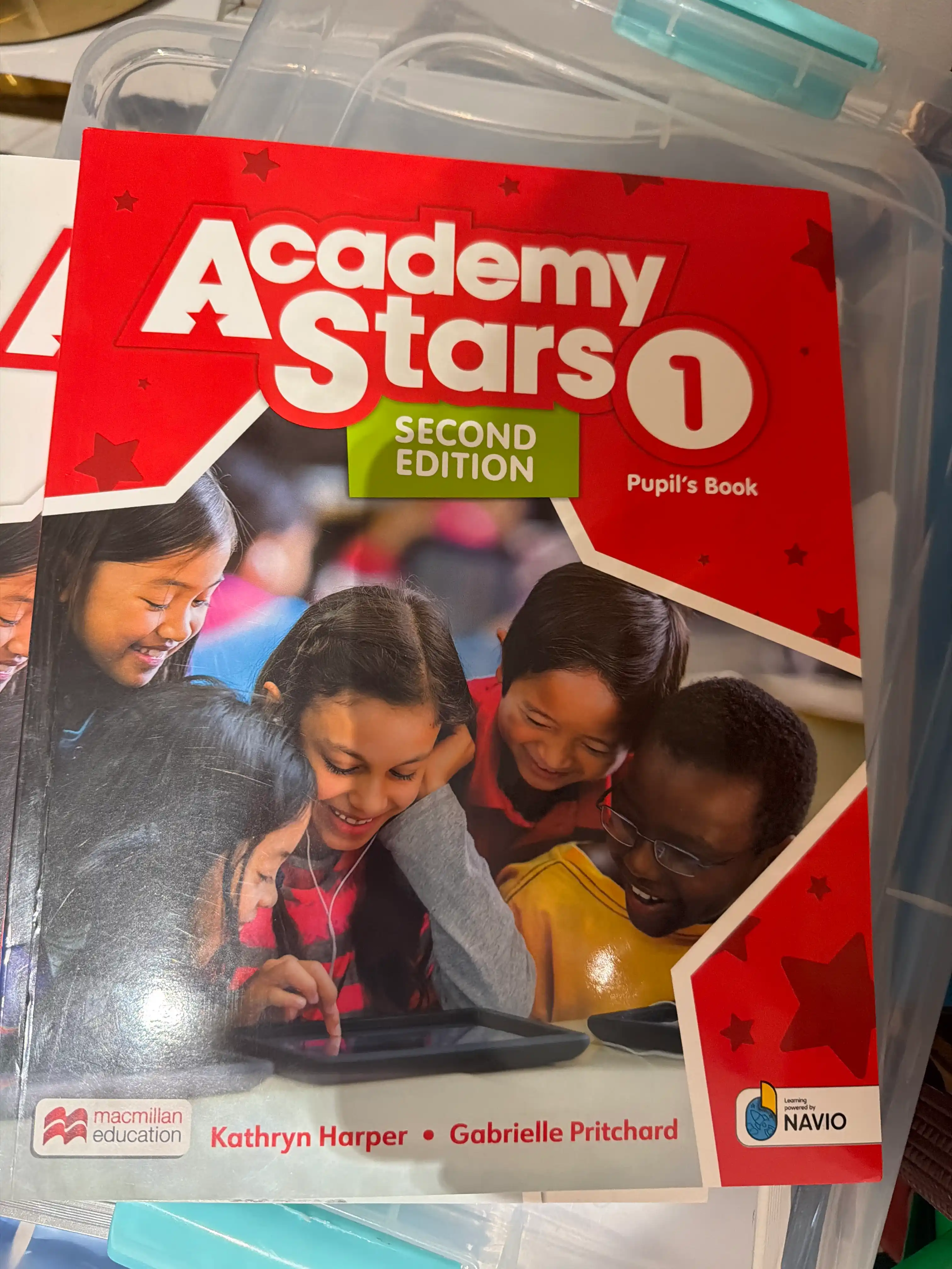 Academy Stars 1 Pupil's Book + Workbook - Kathryn Harper, Gabrielle Pritchard