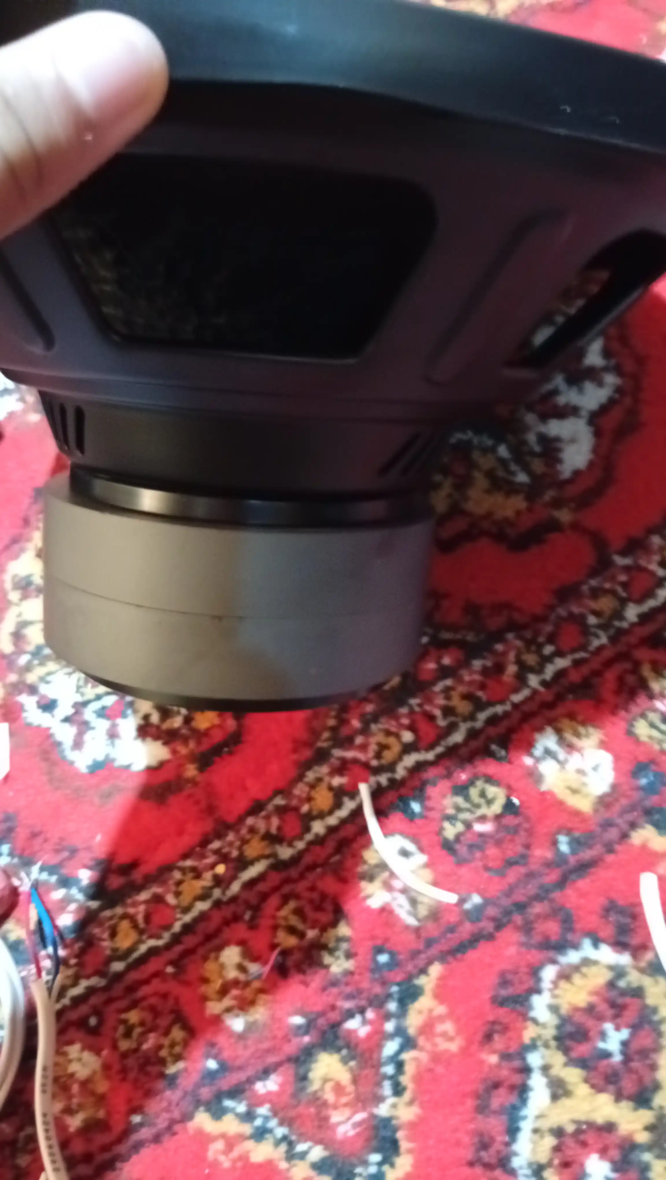 Avtomobil sabvuferi 12" UZ555 ADS1270 ULTRA (350W / 550W / 850W), mashina uchun kuchli bas