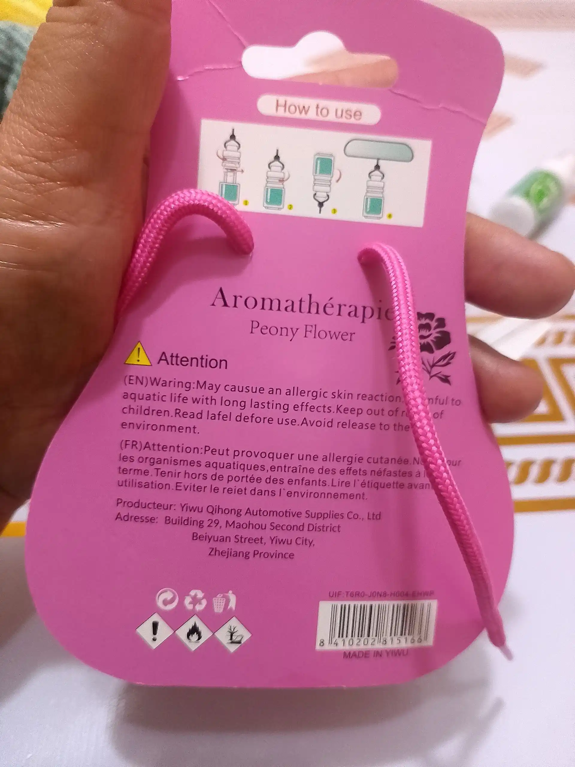 Avtomobil uchun osiladigan xushbo‘ylantirgich, avto-xushbo‘ylantirgichlar, avto-parfyum
