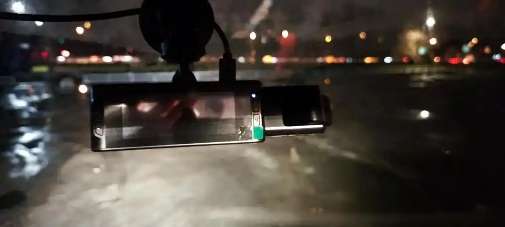 Orqa kamera bilan videoregistrator-ko‘zgu, 2 va 3 kamerali