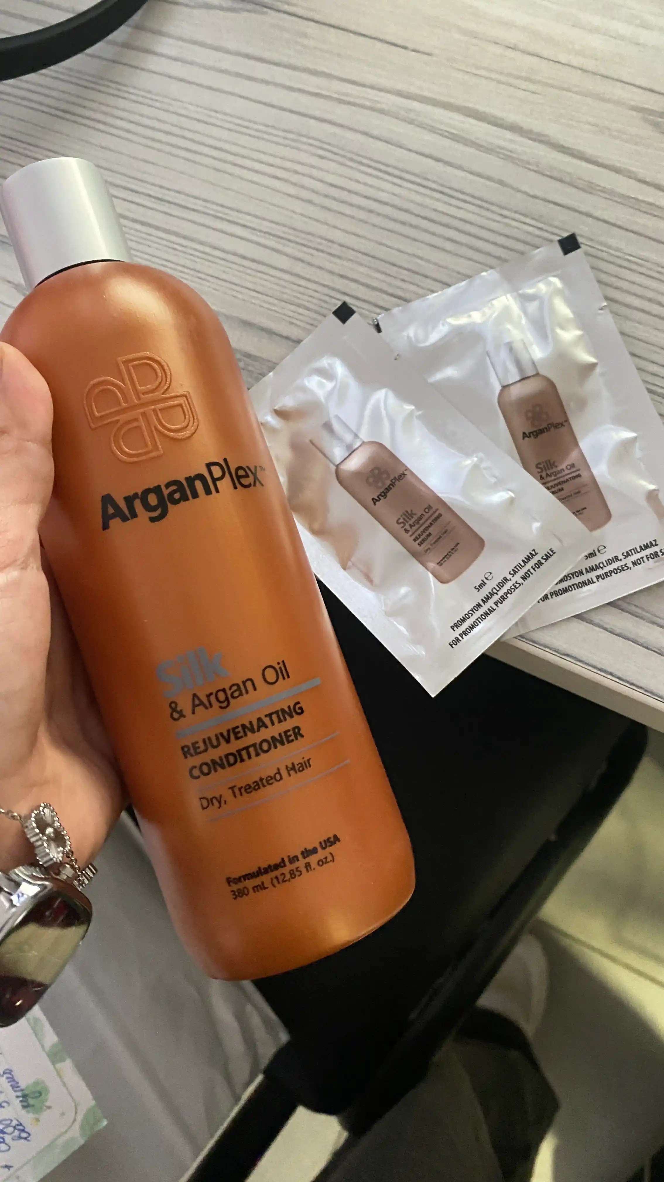 Кондиционер для сухих, поврежденных и окрашенных волос ArganPlex Silk & Argan Oil, 380 мл