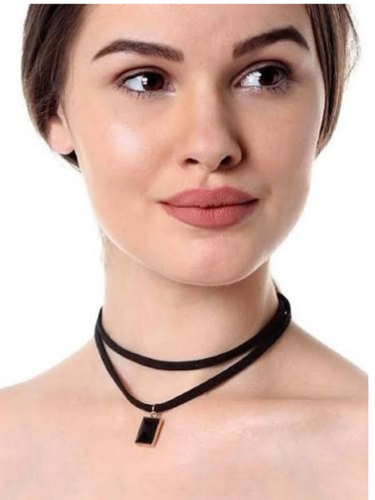 Украшение на шею, чокер