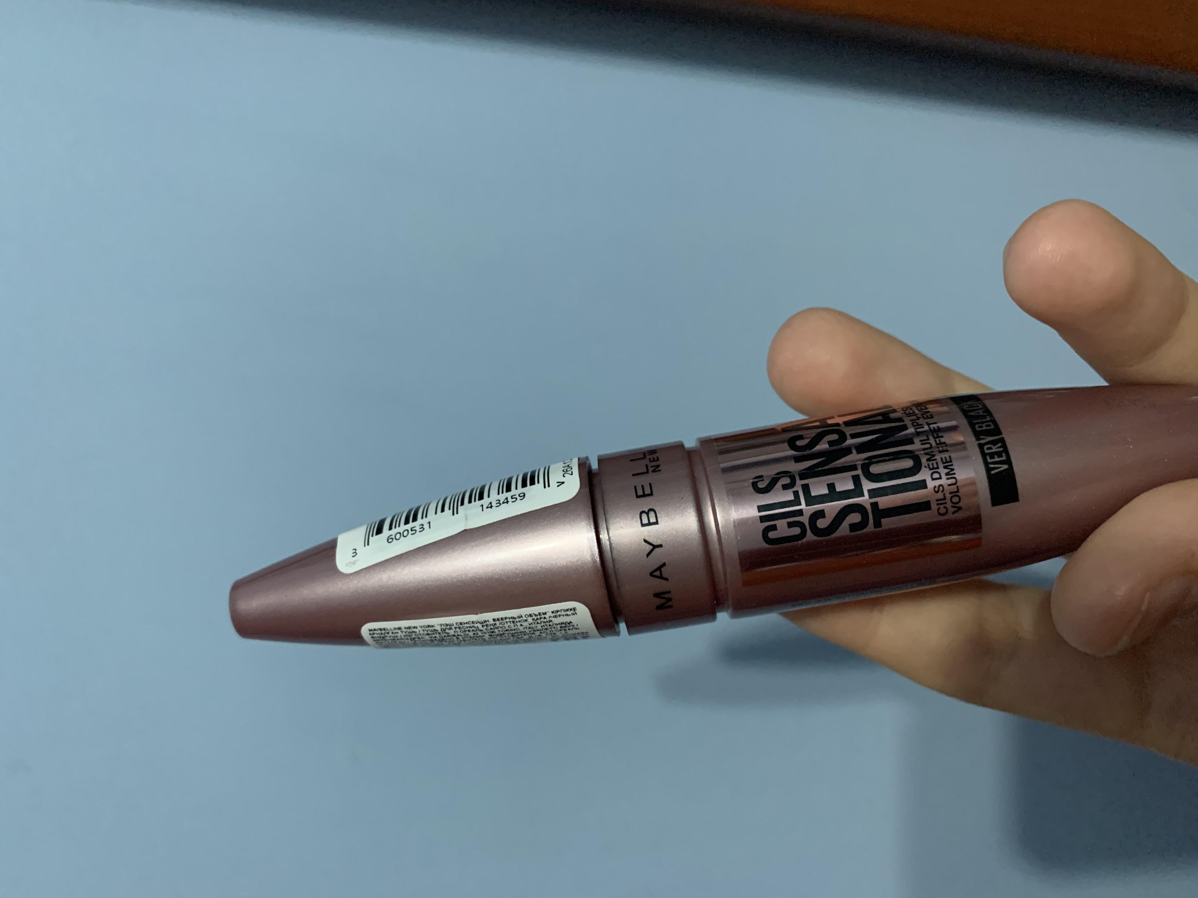 Kipriklar uchun tush Maybelline New York Lash Sensational yelpig'ich hajmli