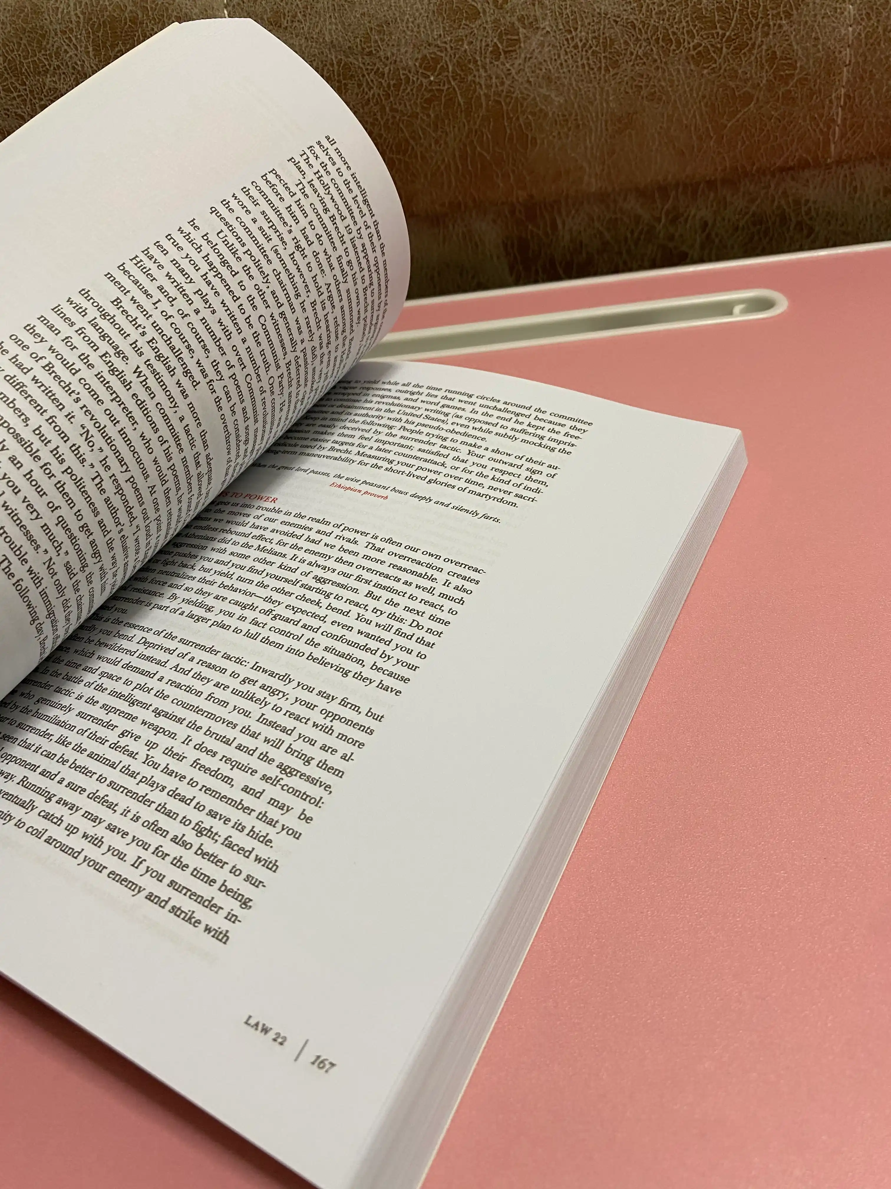 The 48 Laws Of Power, Robert Greene