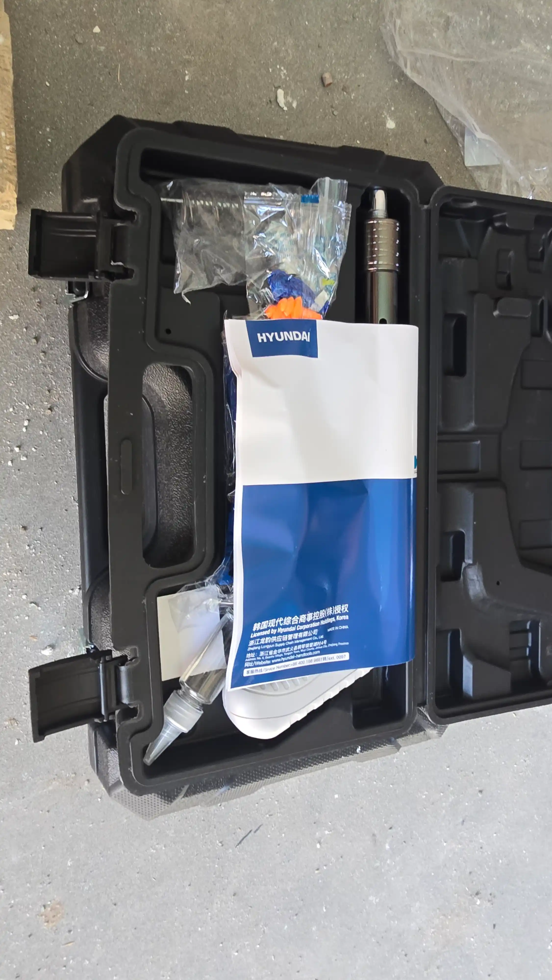 Montaj pistoleti mixlar to‘plami bilan HYUNDAI