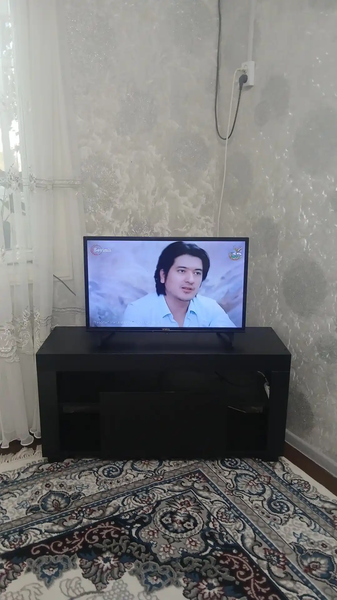 Тумба-подставка под телевизор LEETO, напольная, полностью собранная, 110*55*35 см