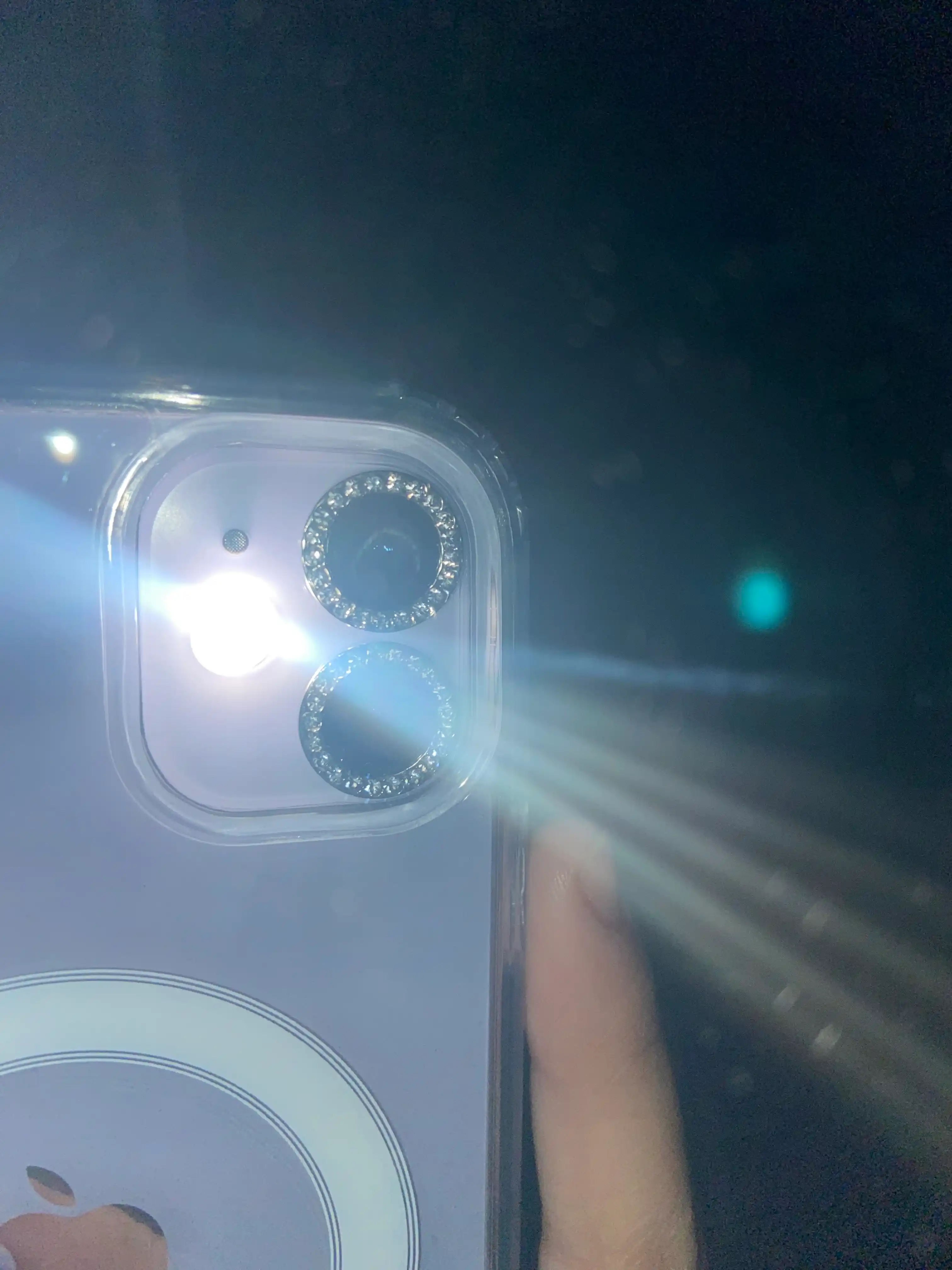 Защитное стекло с камнями для камеры iPhone 11/12/13/14/15/16/17 Pro, Pro Max