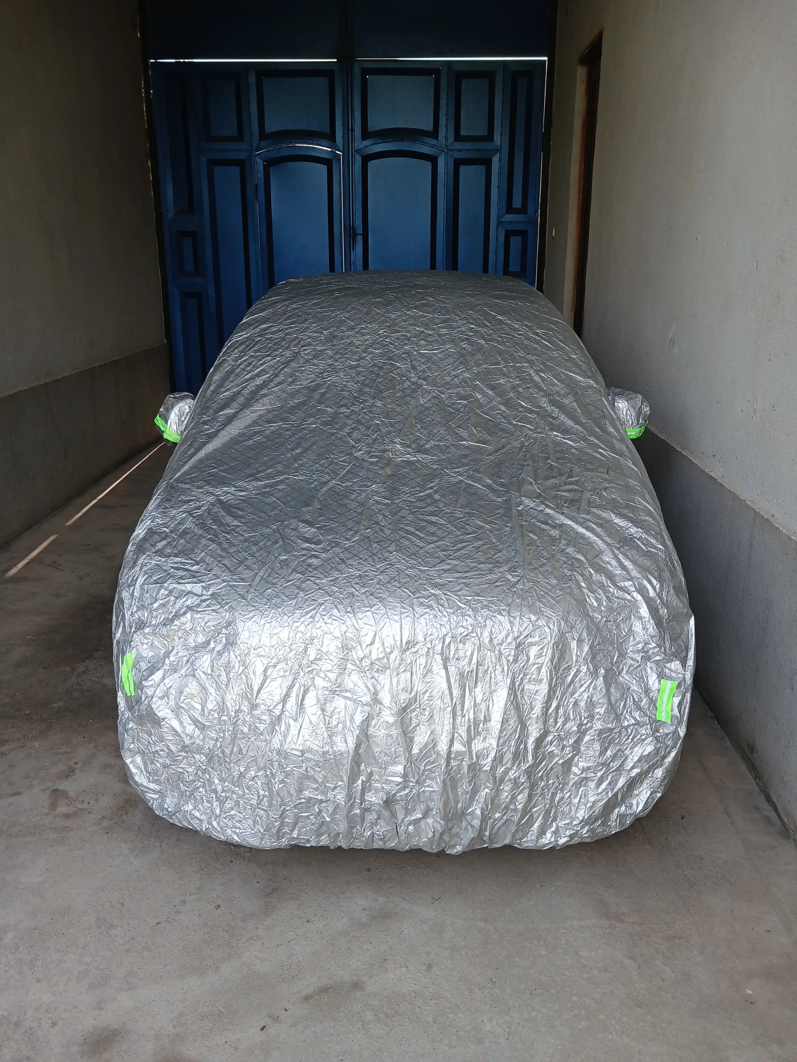 TENT bostirmasi uchun barcha mavsumlarga mos keladigan universal suv o‘tkazmaydigan himoya g‘ilofi