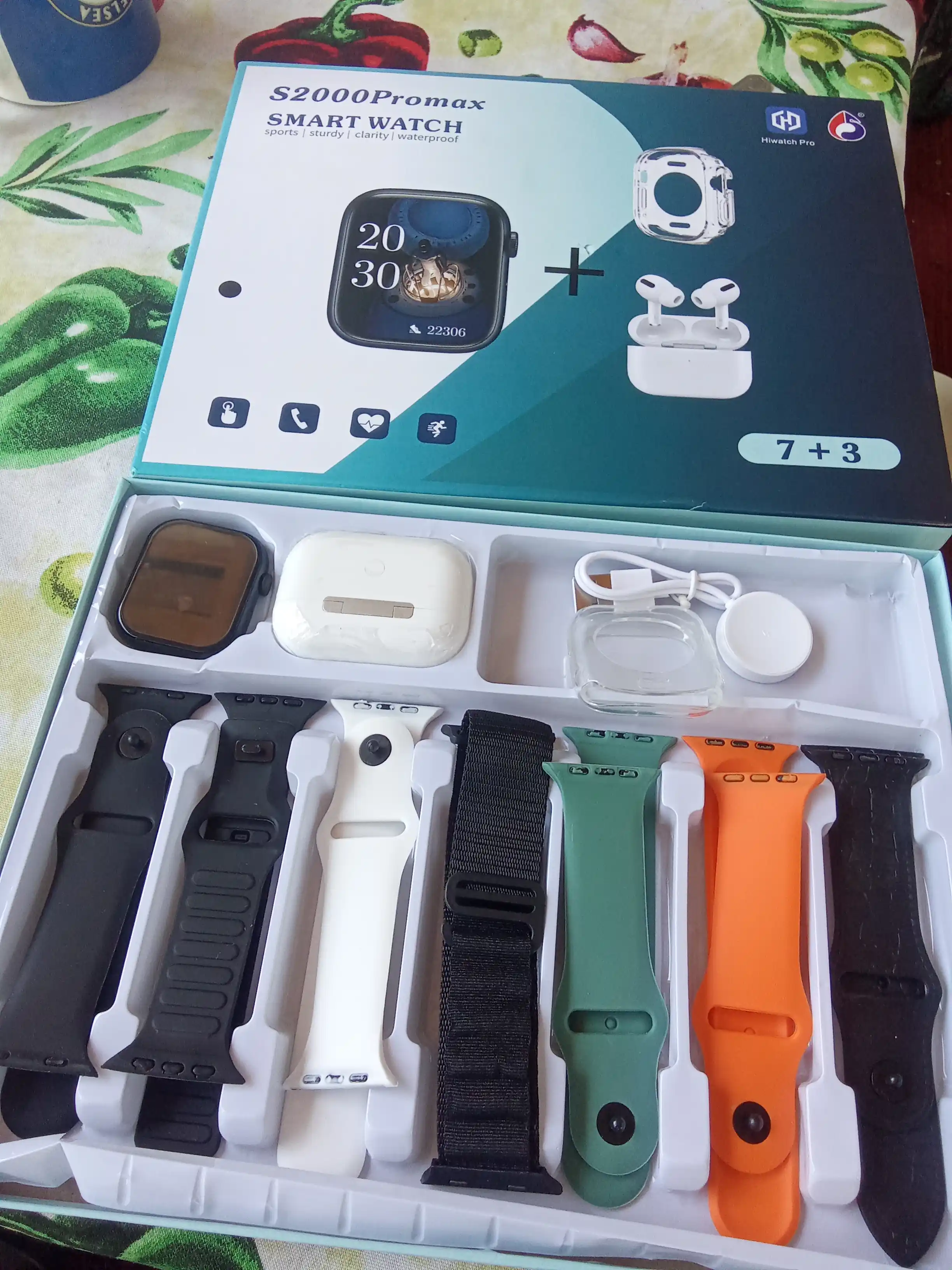 Aqlli soat, 10+1, 2 ta Smart Watch 8 va 8 ultra, 11 ta kamar va g'ilof bilan