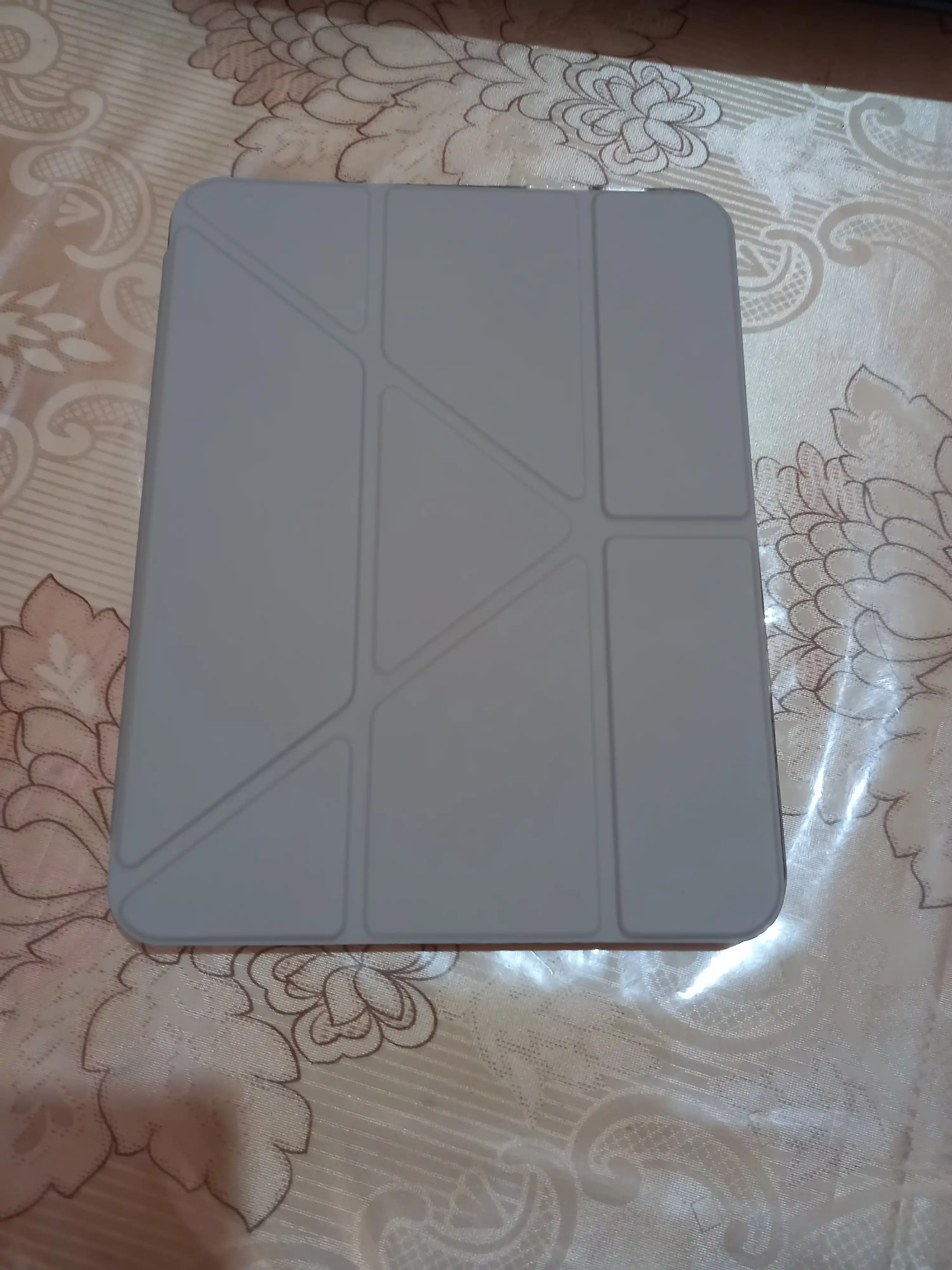 IPad A16 uchun chexol Smart Case tagligi bilan shaffof himoya g‘ilofi