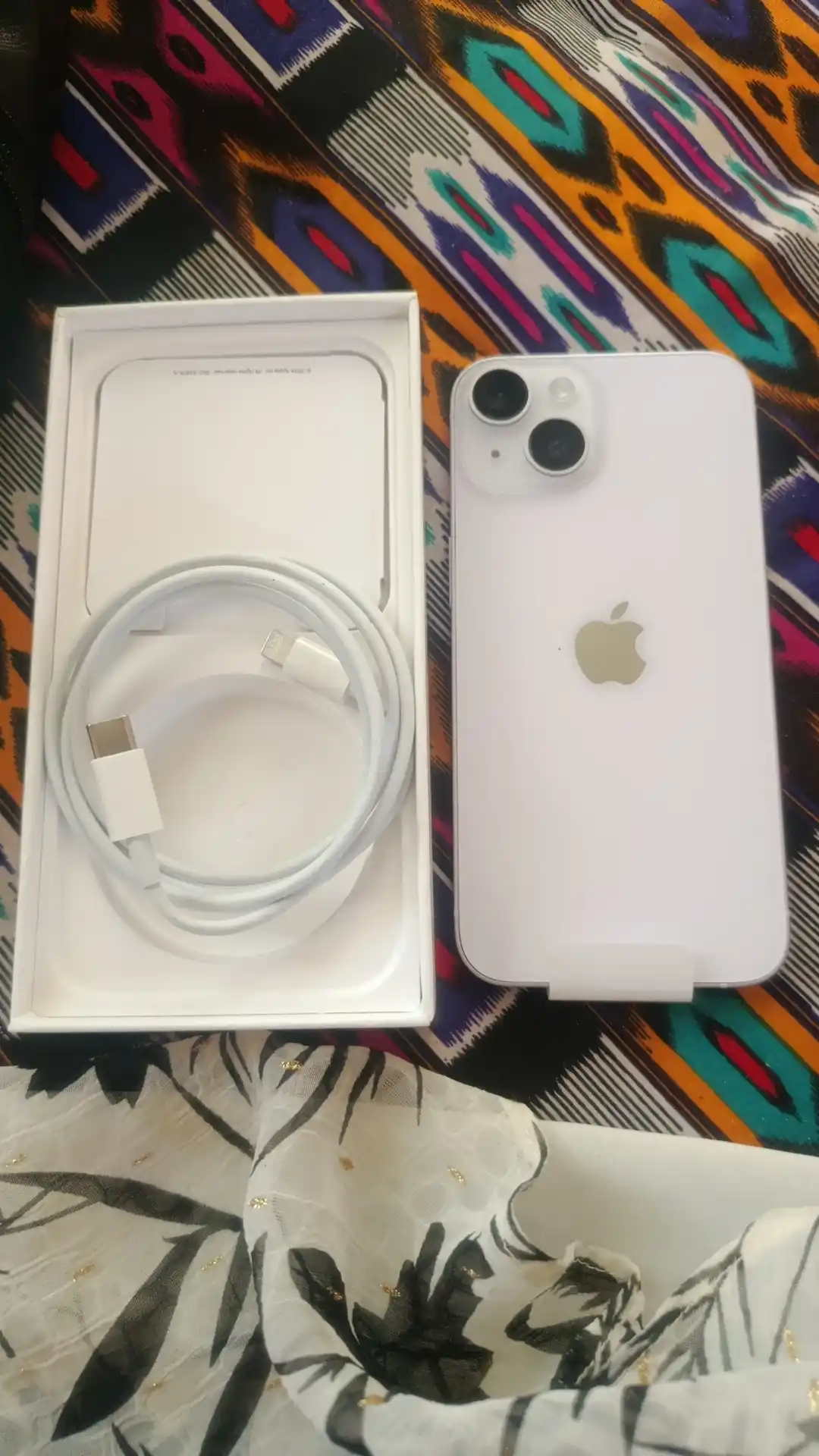 Apple iPhone 14 smartfoni, 128/256 GB, SIM+sim, g‘ilof va shisha sovg‘a sifatida