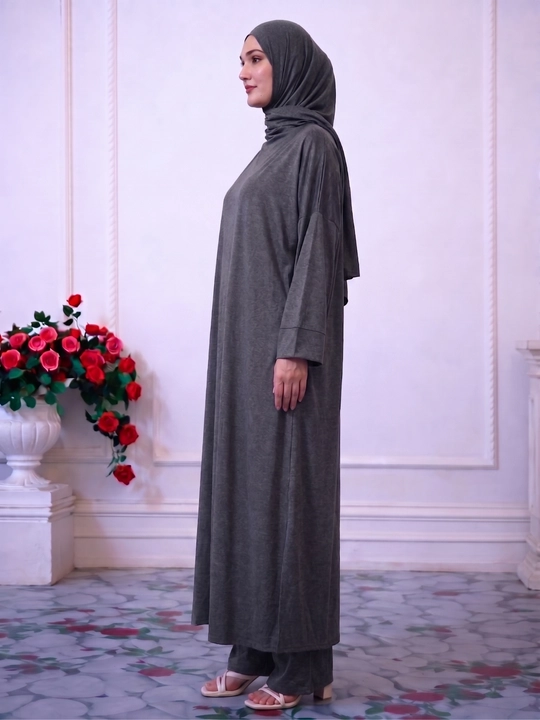 Ayollar abayasi, musulmoncha kiyim, shimli abaya, erkin bichimli kostyum