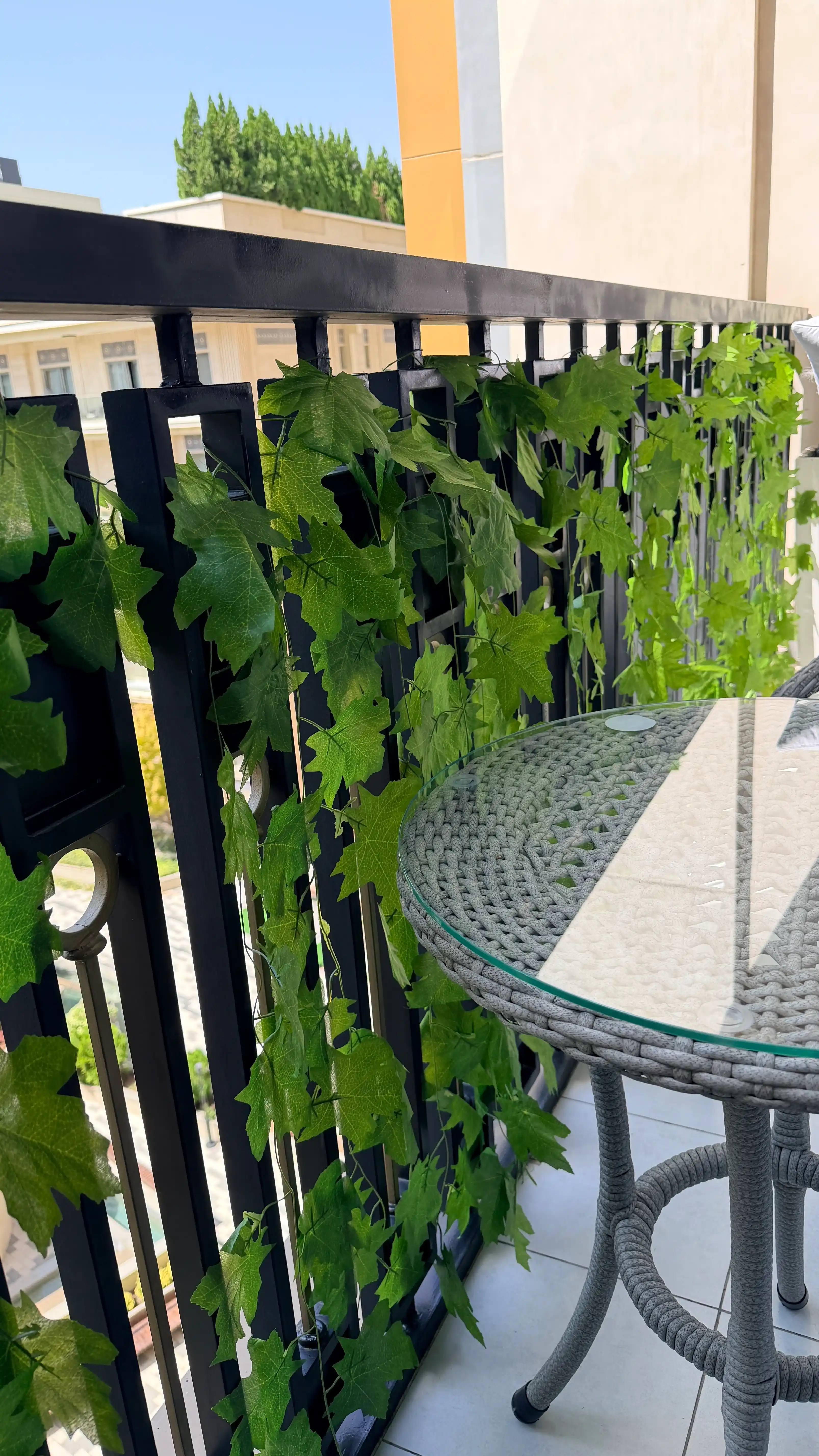 Balkon, terassa va bog' uchun sun'iy dekorativ lianalar, 12 dona
