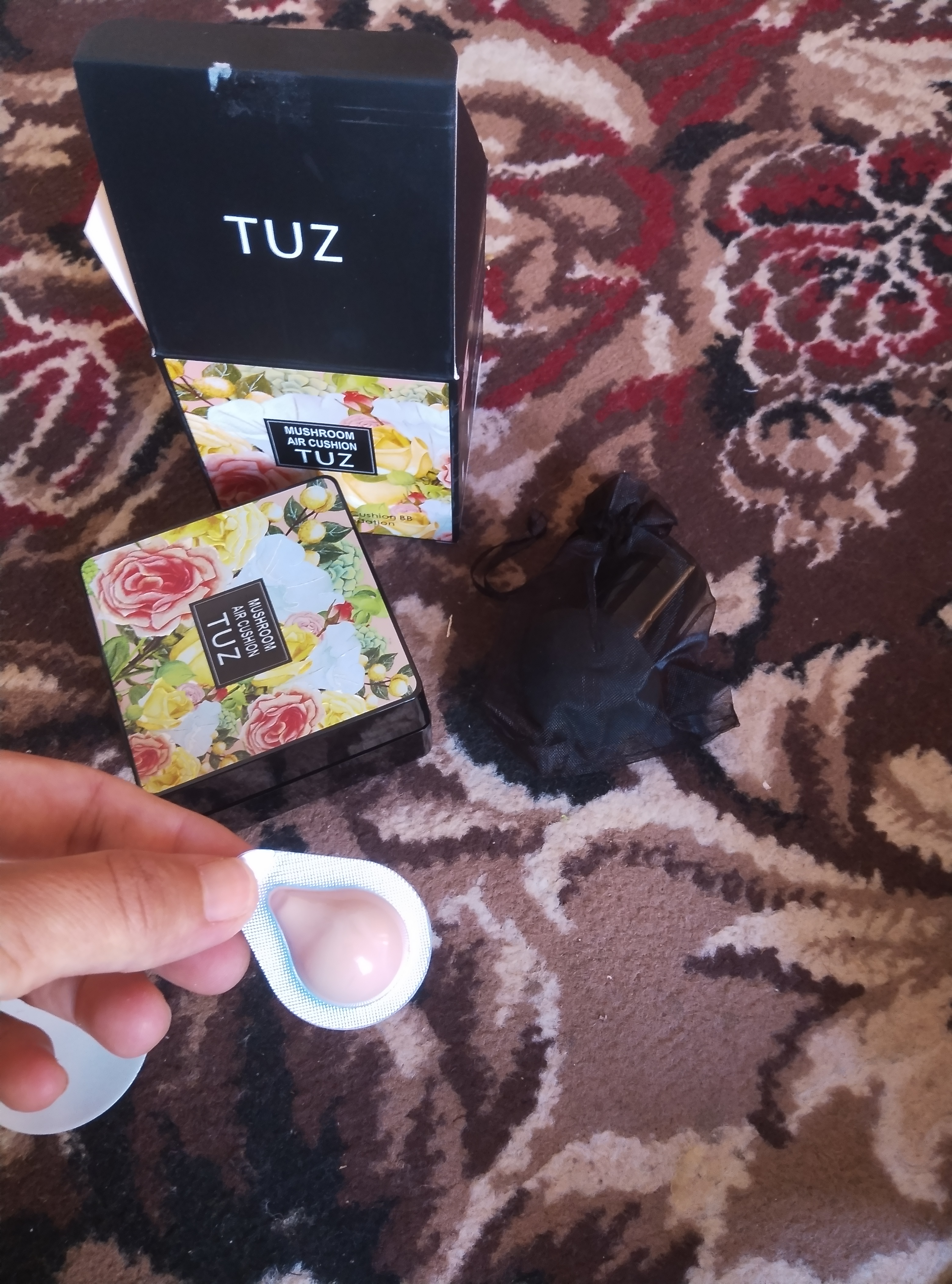 Tonal BB krem kushon TUZ Mushroom Air Cushion, yuz uchun, upa, namlovchi, 12 g