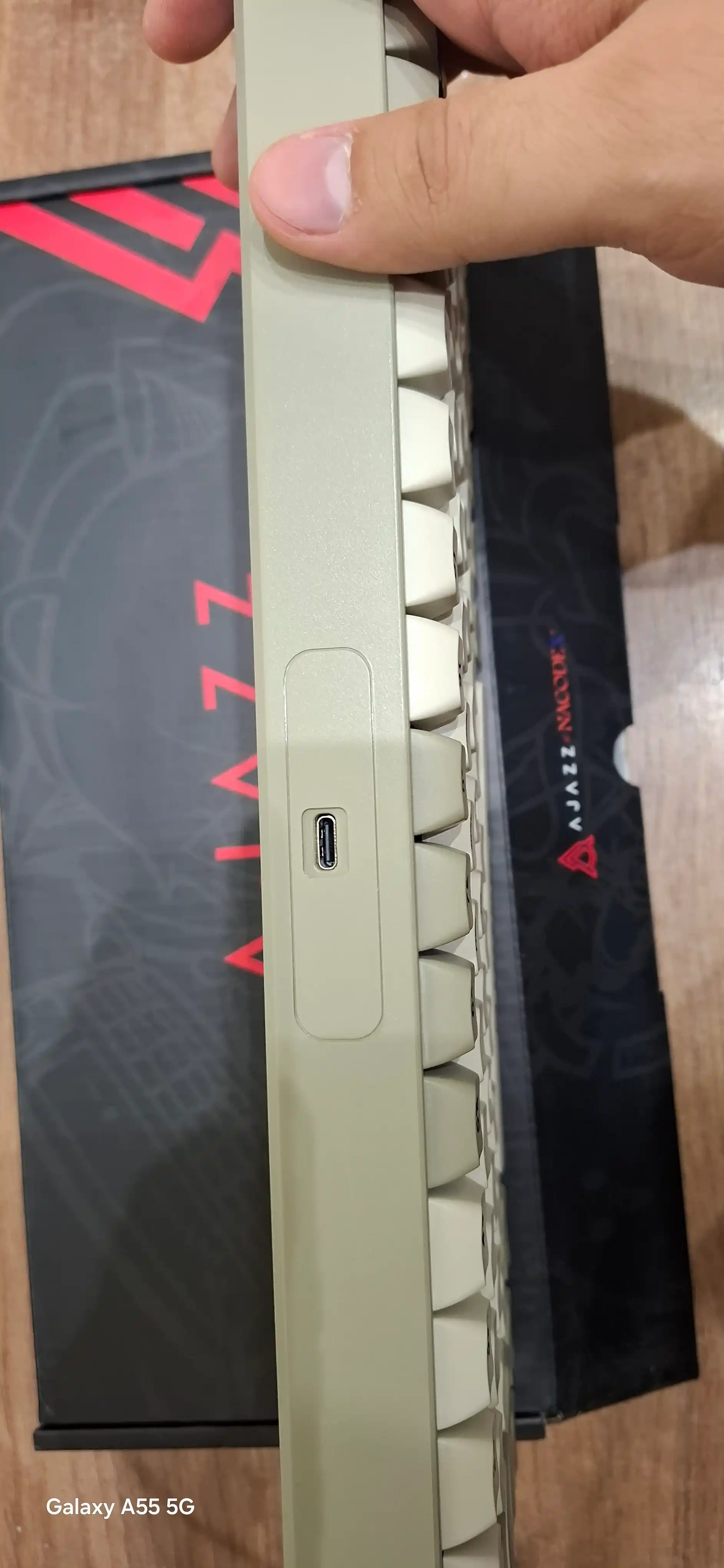 Mexanik Klaviatura AJAZZ AK680, Simli USB Type-C, Mini 68 Tugmali, Hot-Swap, RGB, Oyin