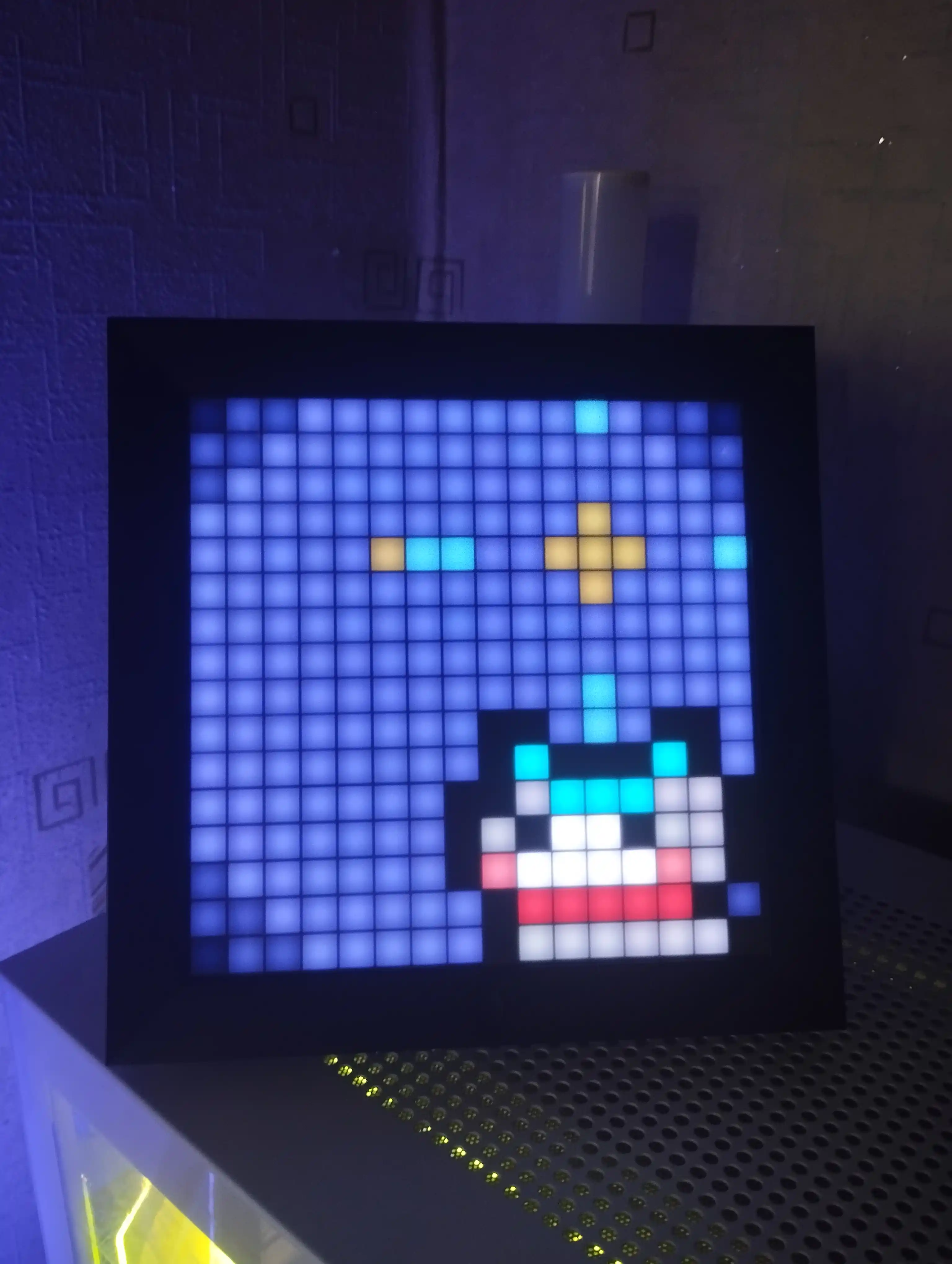Пиксельный LED-дисплей Divoom Pixoo, 16x16, Bluetooth, часы, погода и pixel art