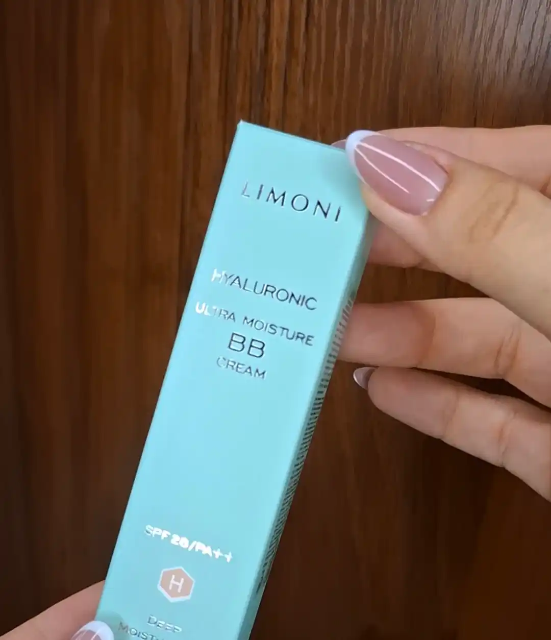 Увлажняющий ББ крем с гиалуроновой кислотой LIMONI Hyaluronic Ultra Moisture BB Cream 15мл