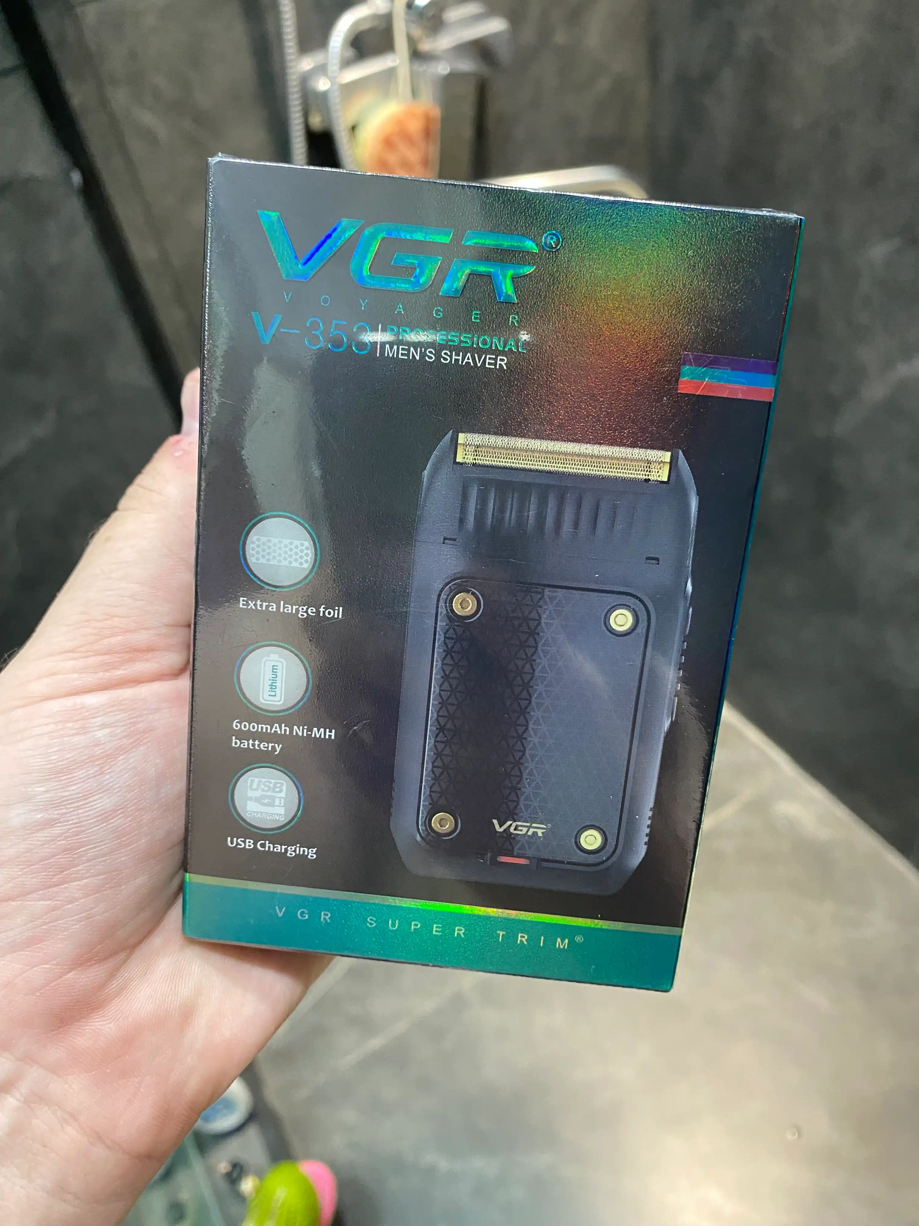 Электробритва VGR V-353, со встроенным триммером, беспроводной портативный шейвер