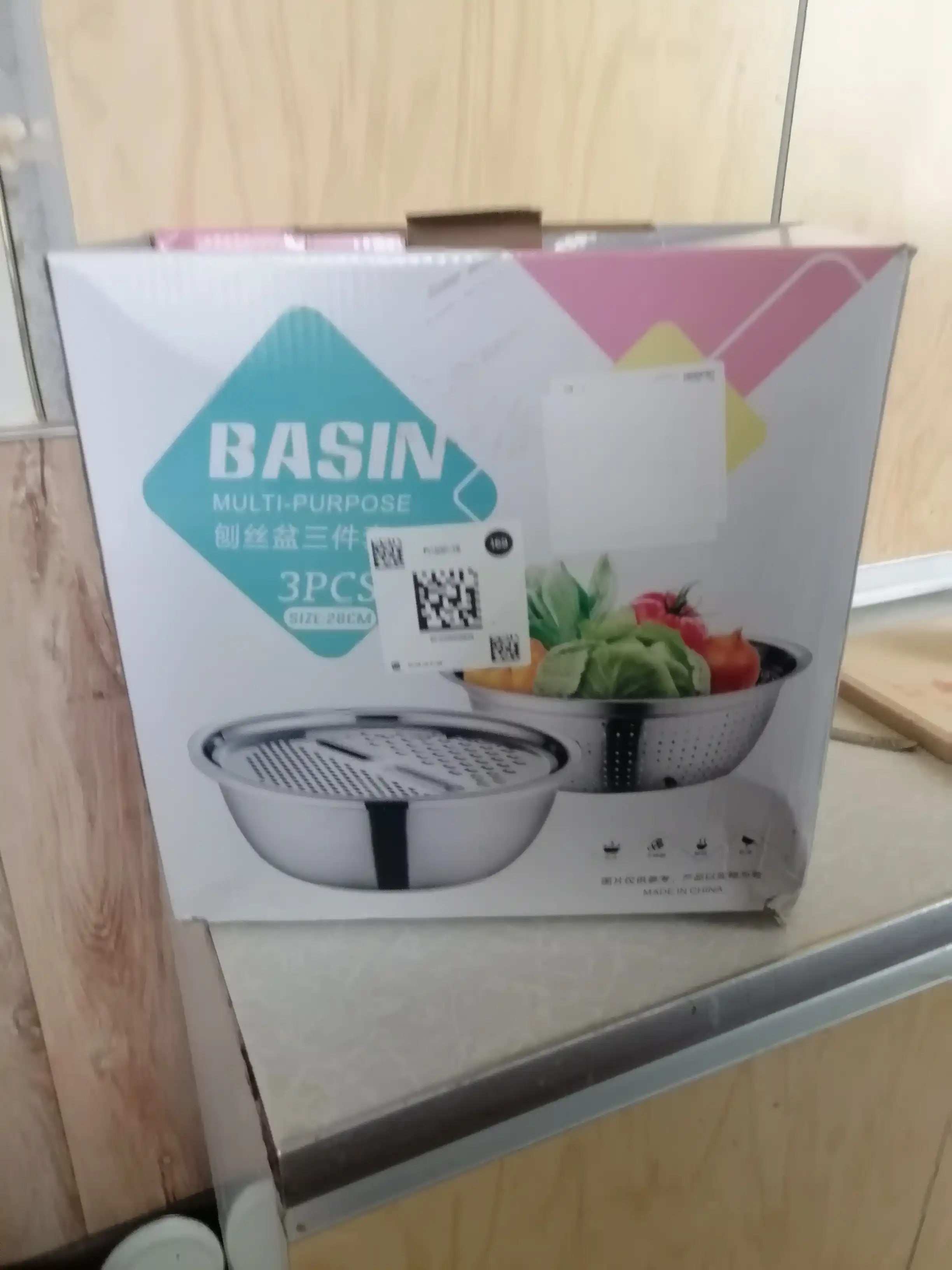 3 tasi 1 da oshxona to'plami, zanglamaydigan po'lat miska, durshlag va qirg'ich