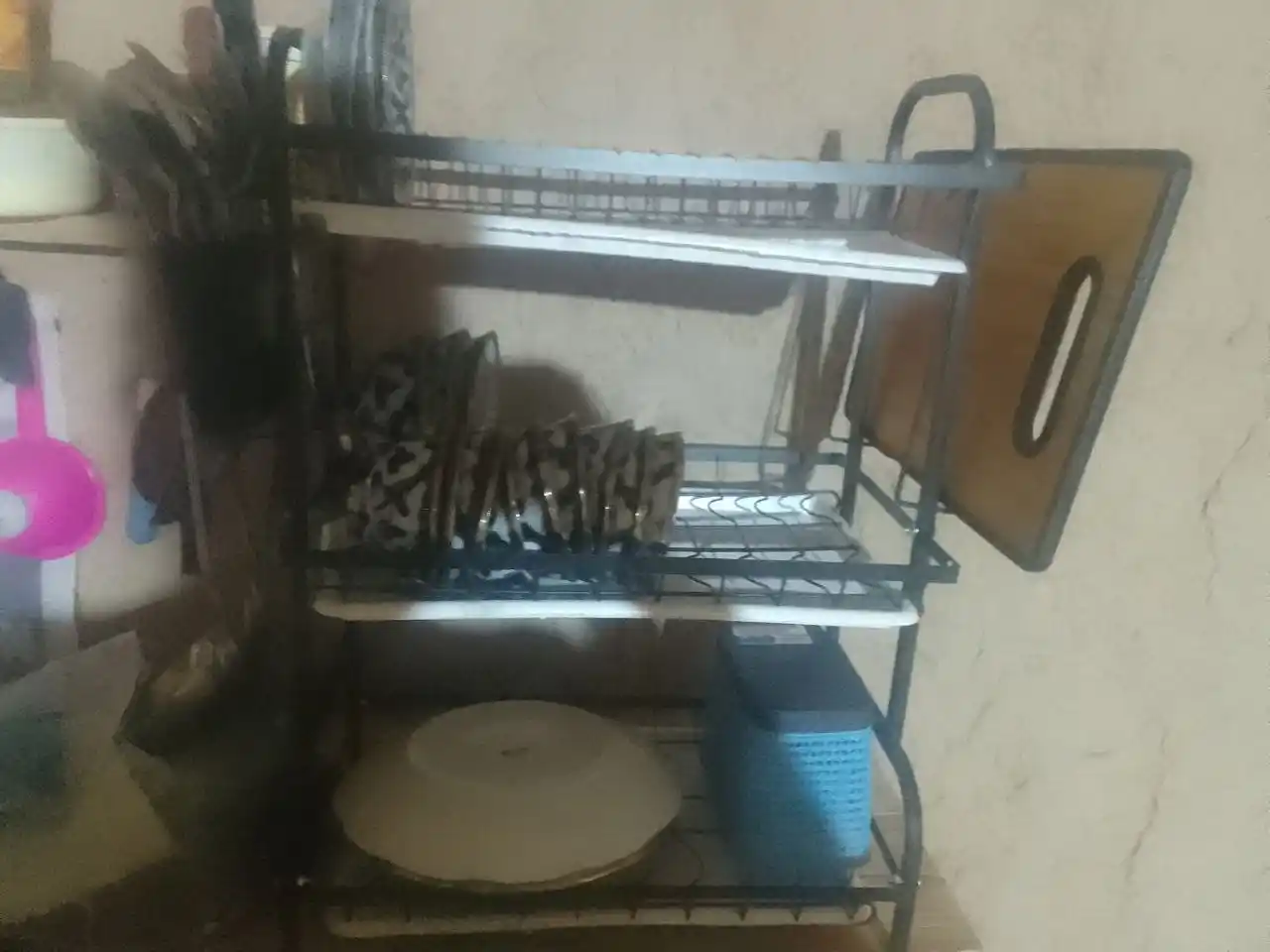 Ikki qavatli idish quritgich Plumbing house, oshxona uchun, tokchali