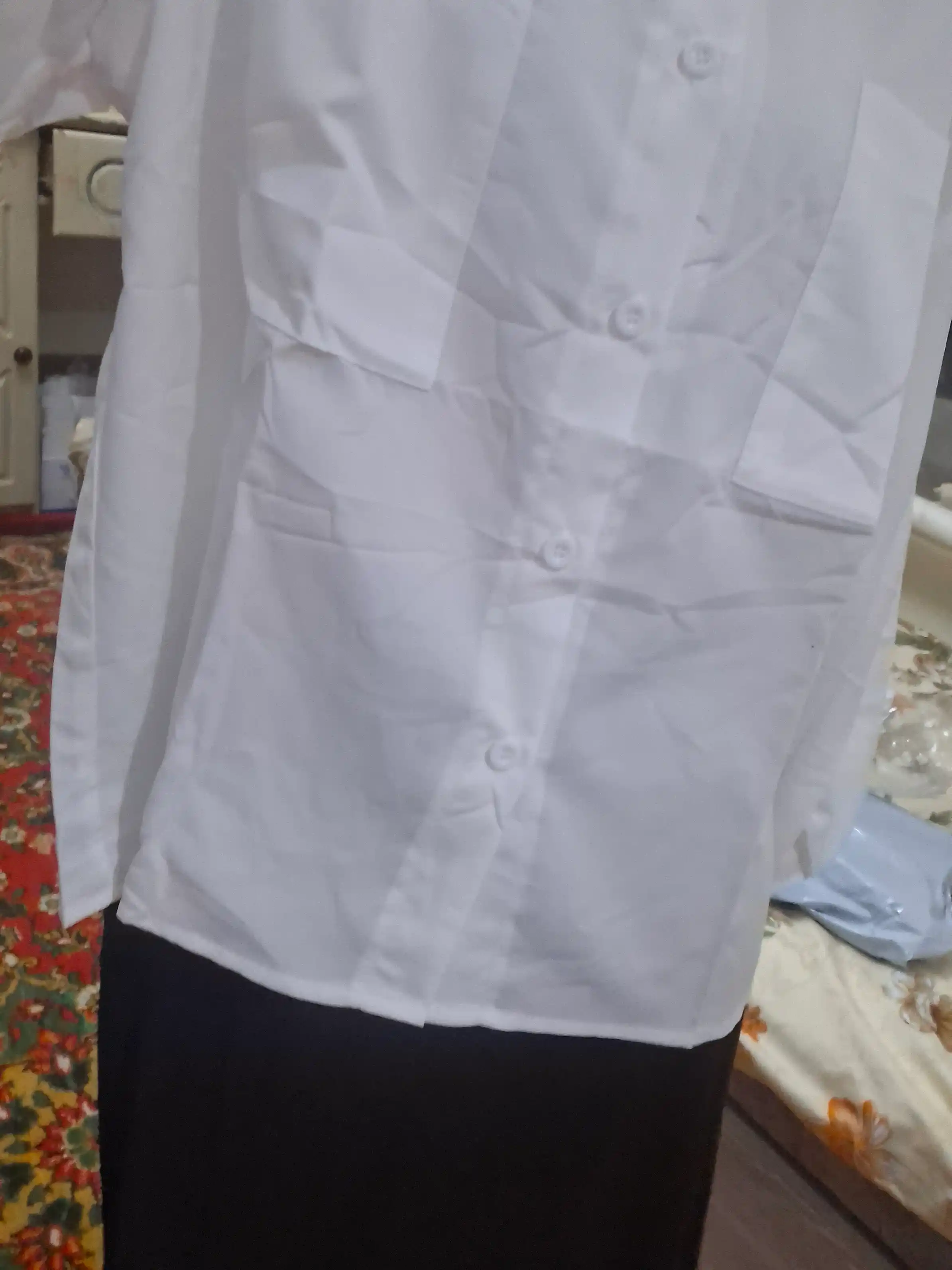 Ayol va qizlar uchun bluzkalar, maktab va ish uchun ko'fta