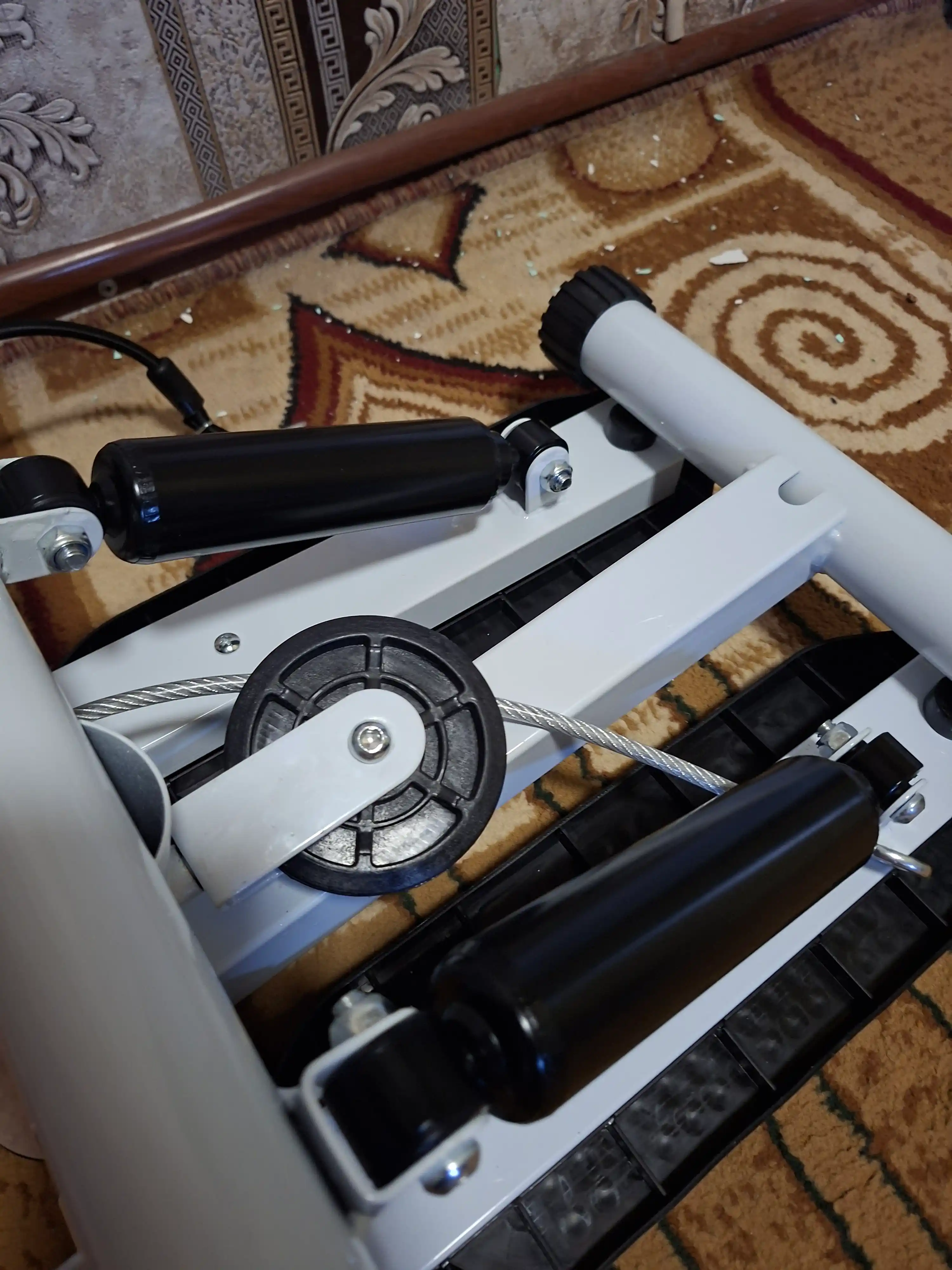 Mini stepper tutqichli, qadam va kaloriya hisoblagich bilan