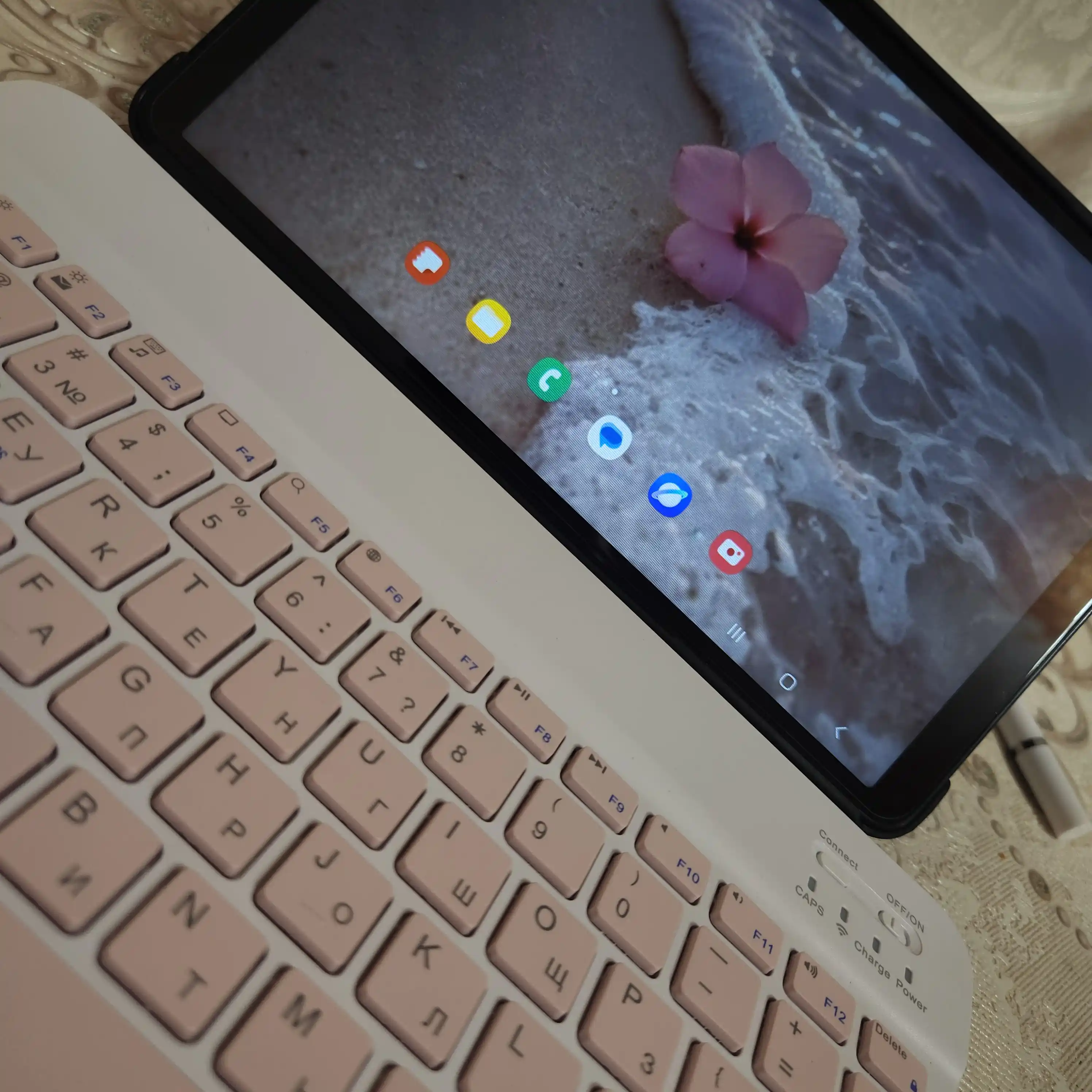 Simsiz Bluetooth klaviatura va sichqoncha telefon, noutbuk, televizor, planshet uchun