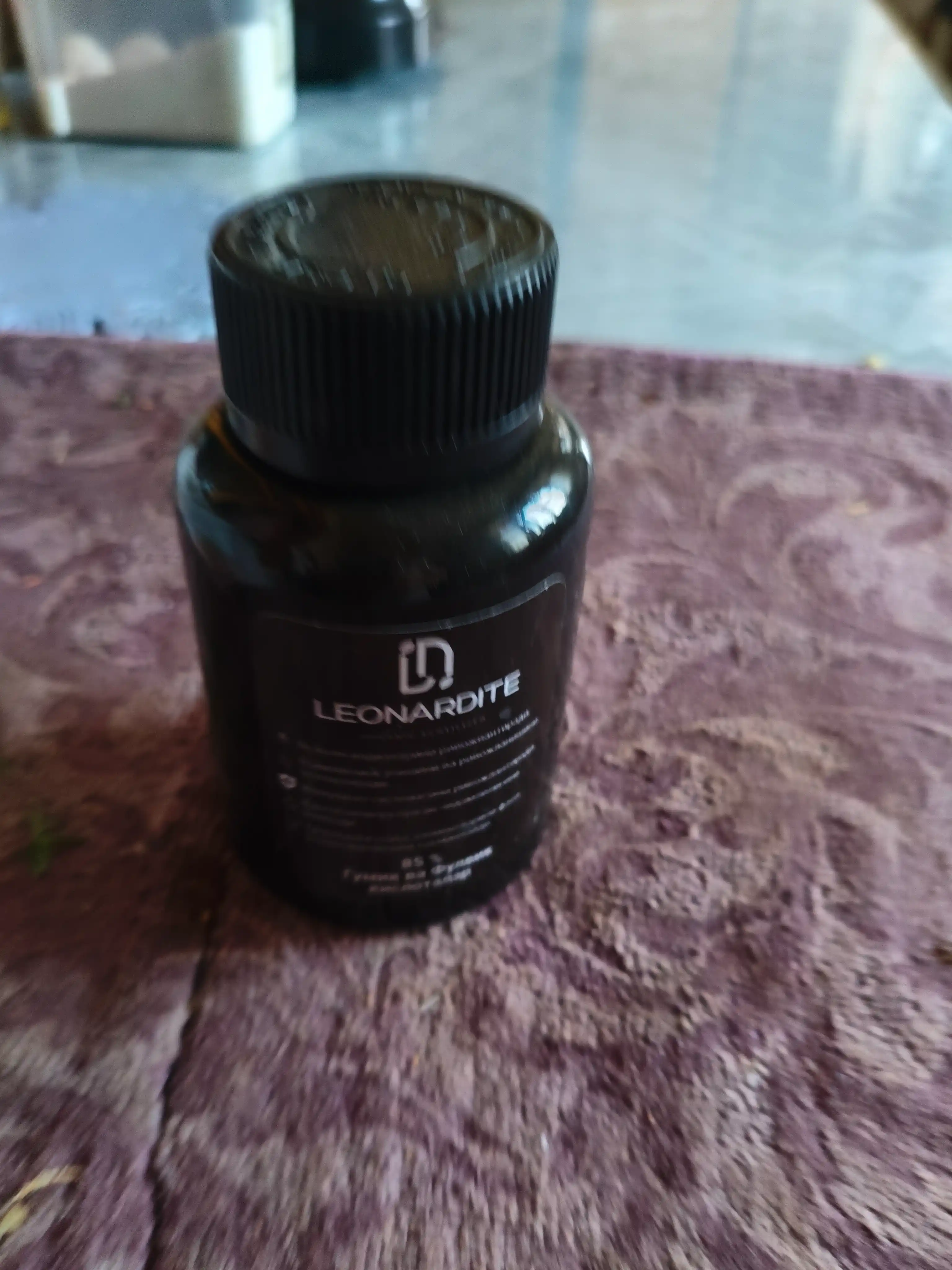 Gullar va o‘simliklarni parvarish qilish uchun: organik vitamin - gumin kislotalari 220 g