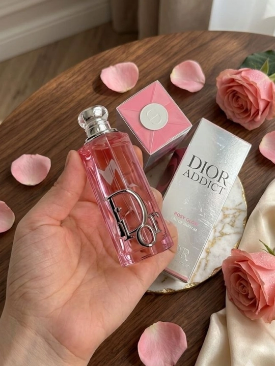 Ayollar va qizlar uchun nafis hidli parfum Dior Addict, 100 ml