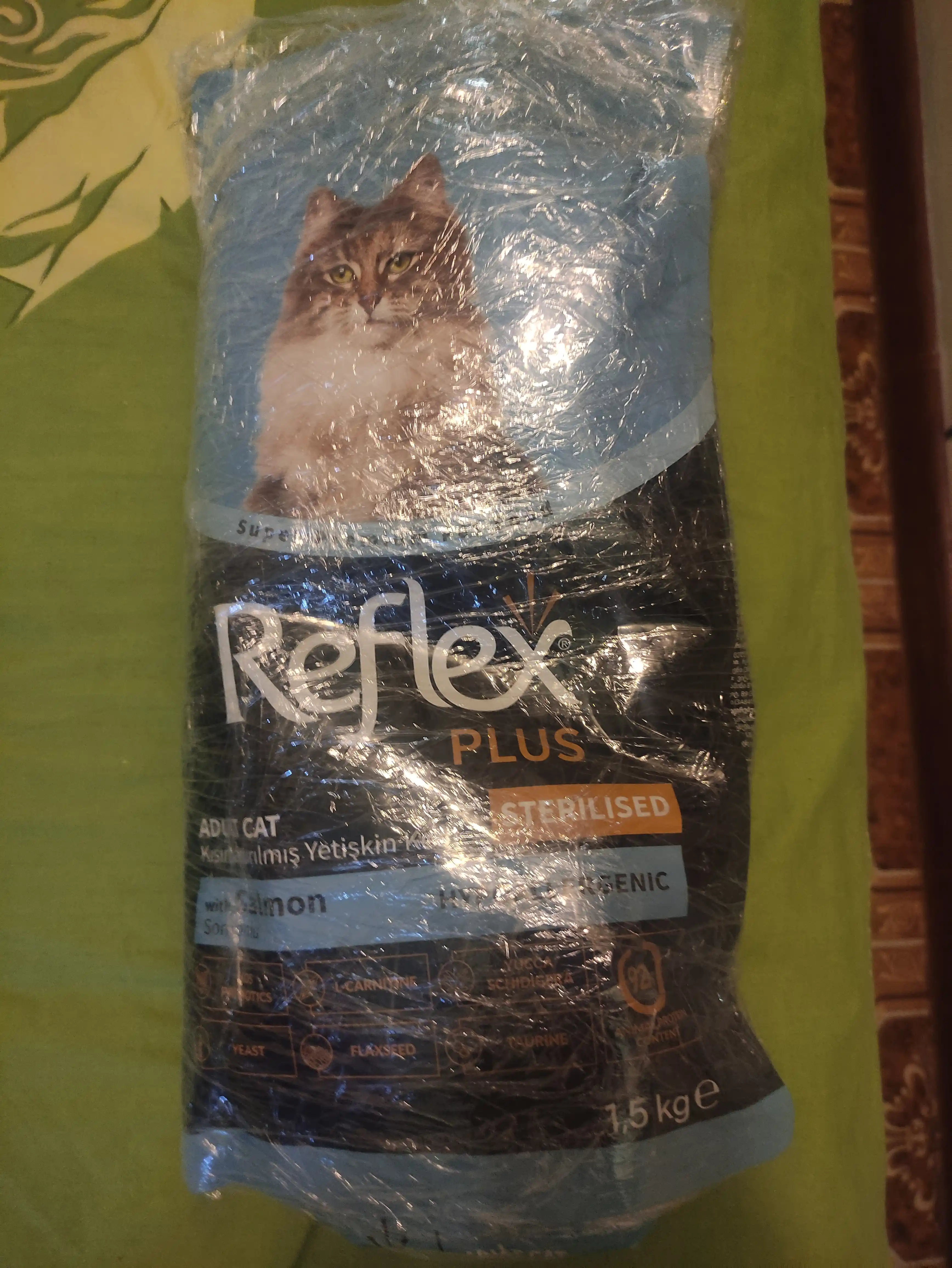 Reflex Plus Sterilised Salmon, mushuklar uchun lososli quritilgan ovqat, 1.5 kg