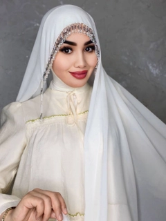 Белый